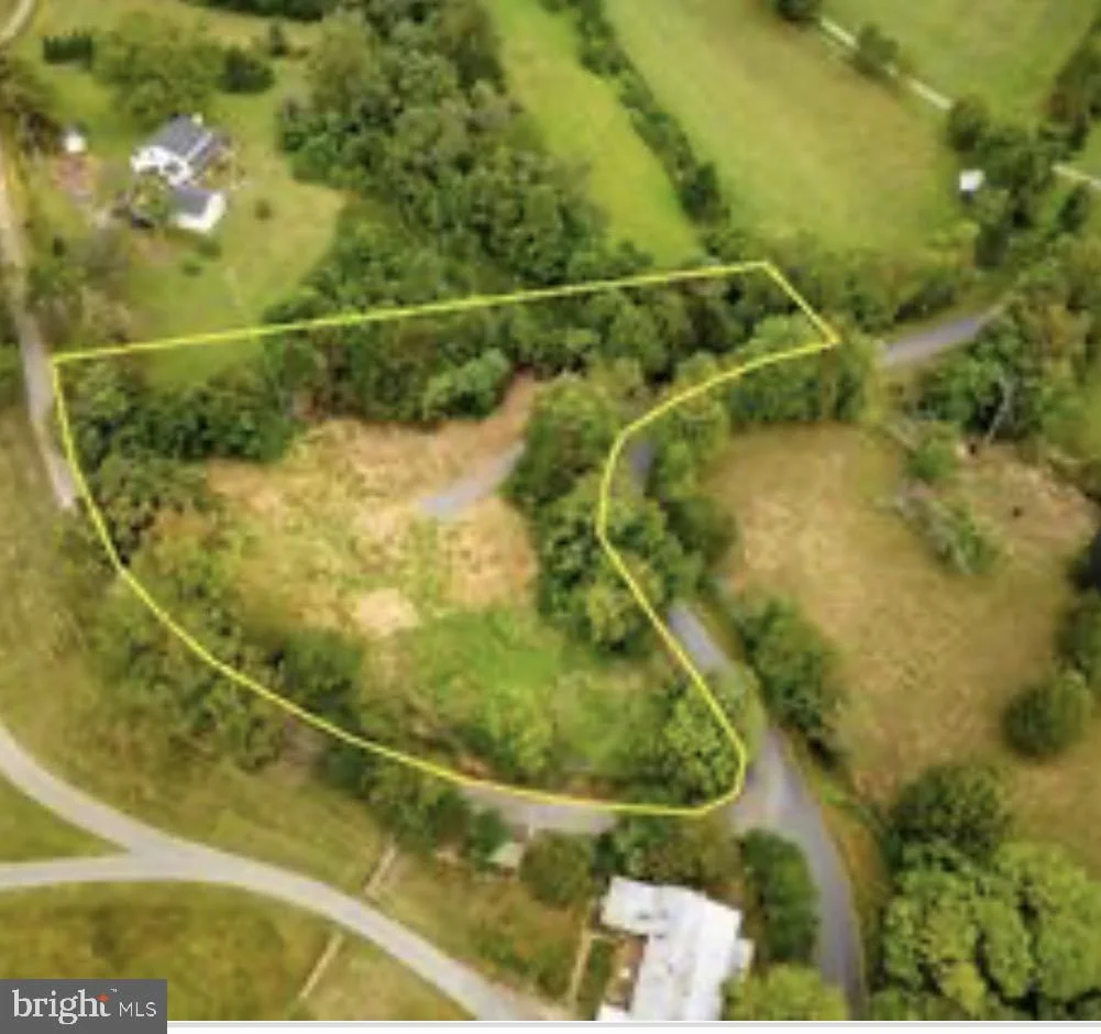 100 Horn Hollow Road Hollow