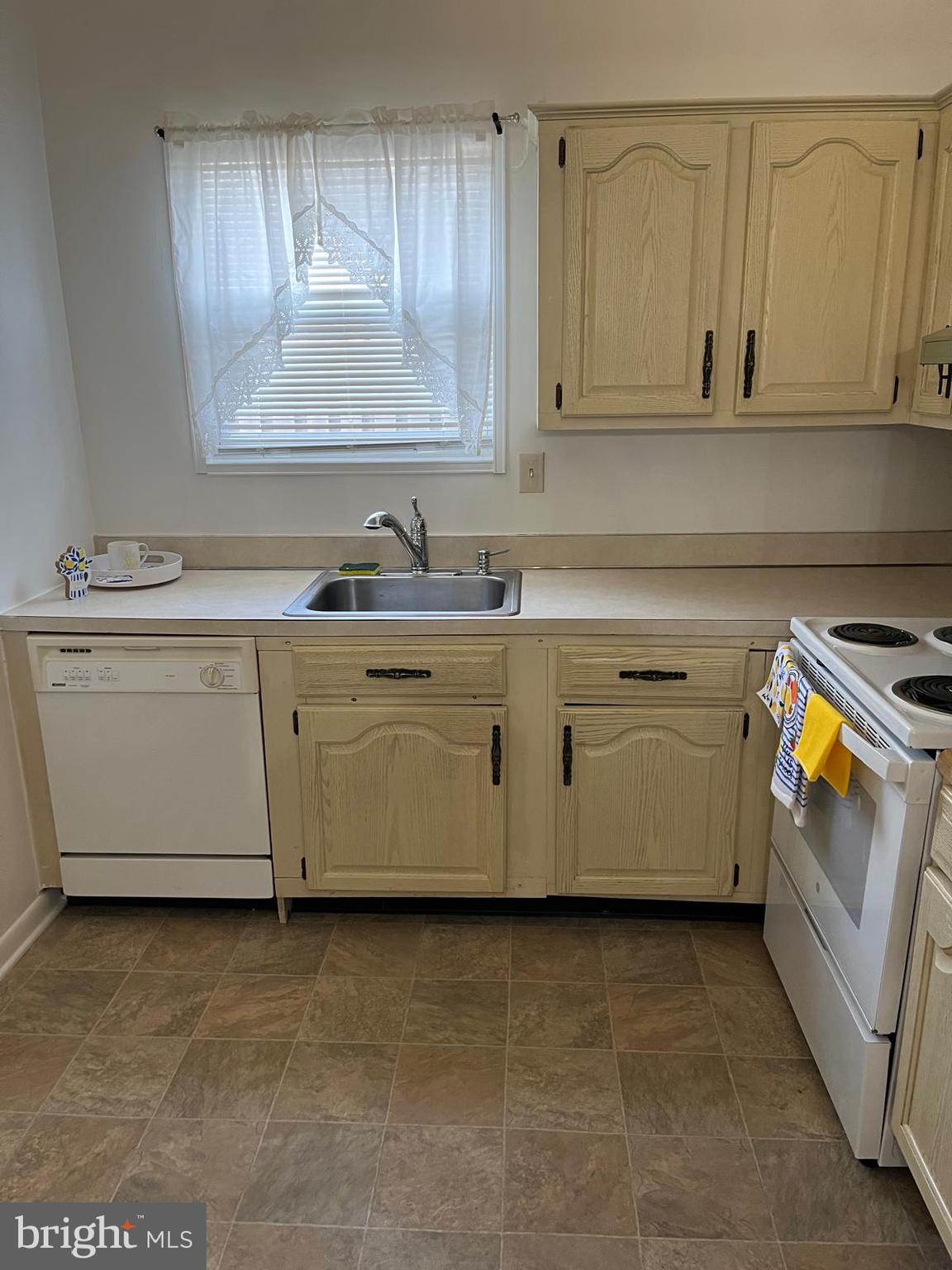 CINNAMON RIDGE CONDO - Residential