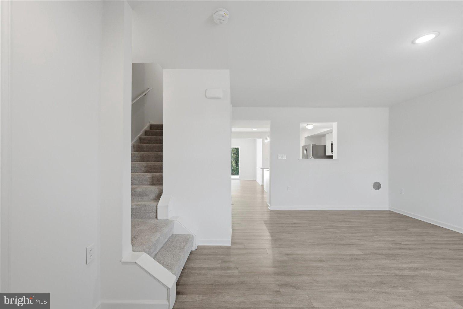 BRIAR RUN - Residential