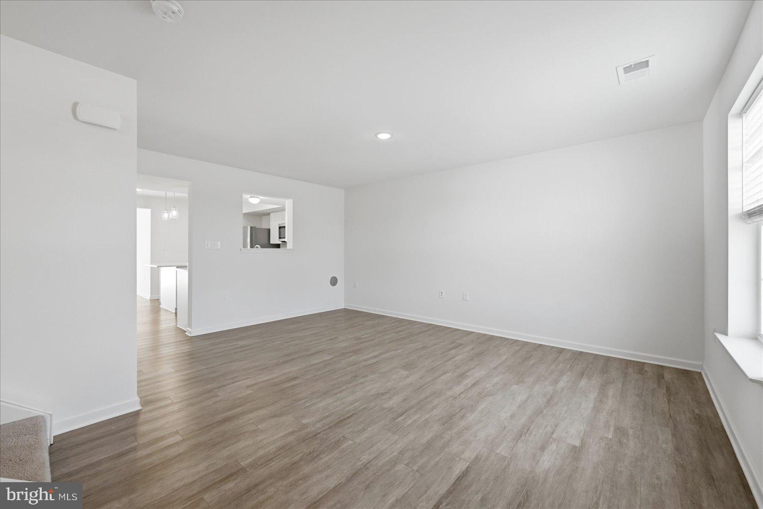 BRIAR RUN - Residential
