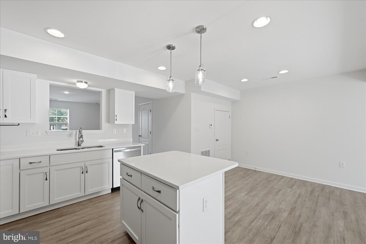 BRIAR RUN - Residential