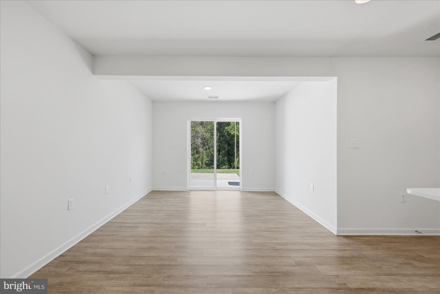 BRIAR RUN - Residential