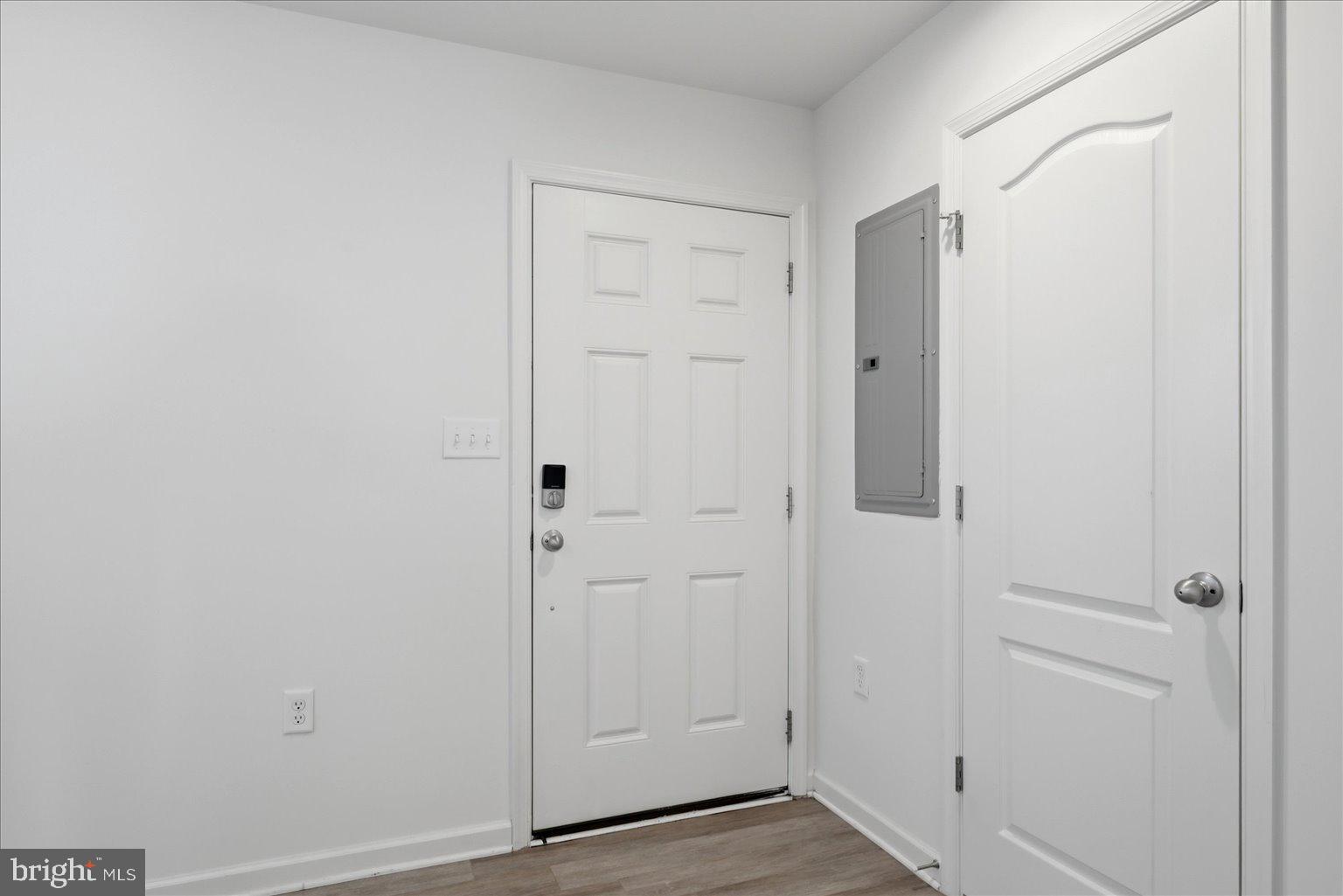 BRIAR RUN - Residential