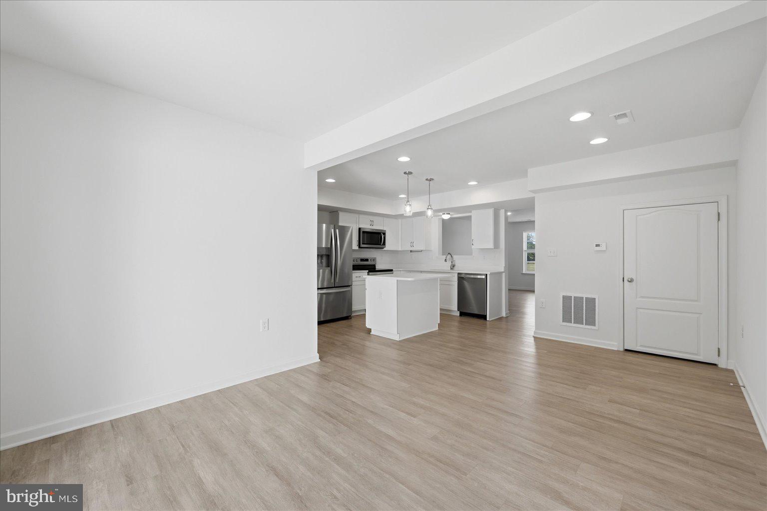 BRIAR RUN - Residential