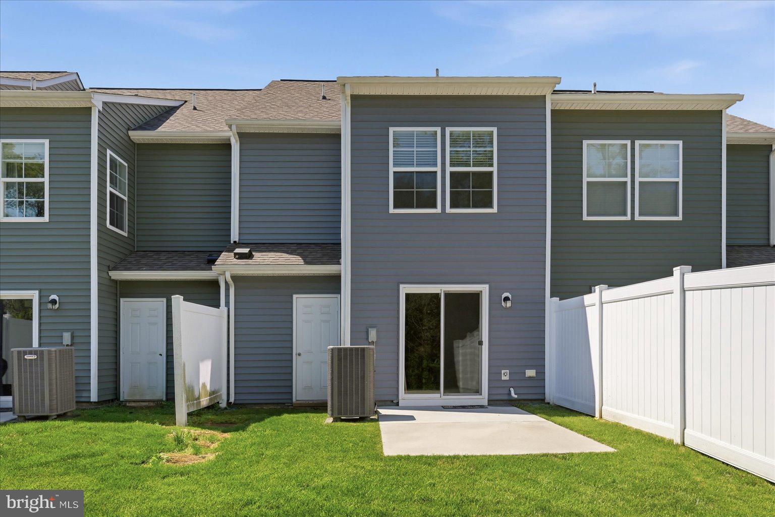 BRIAR RUN - Residential