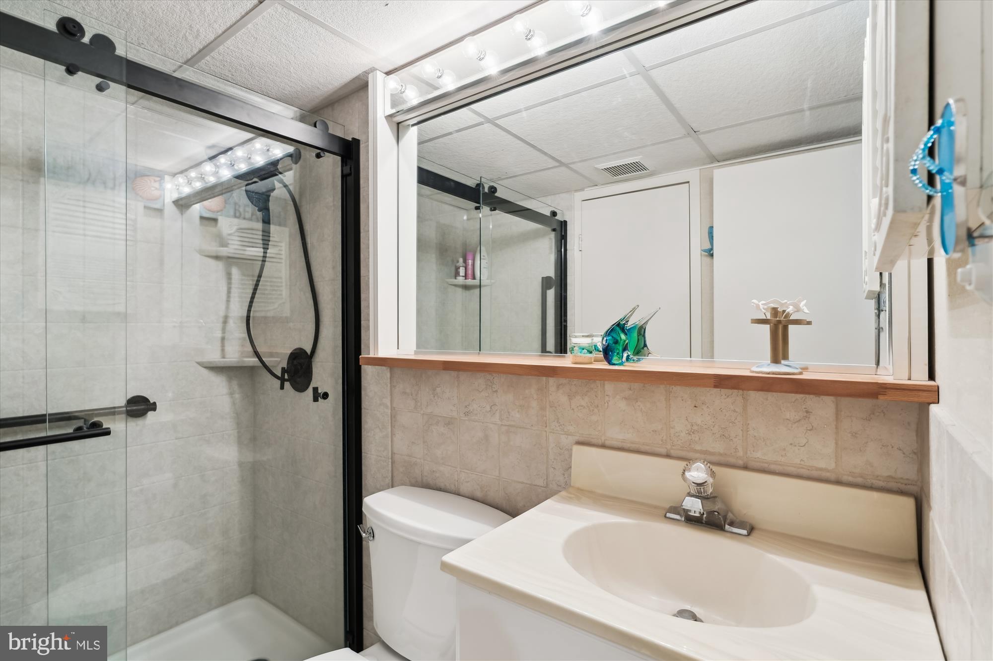 SEA COLONY EAST - Residential