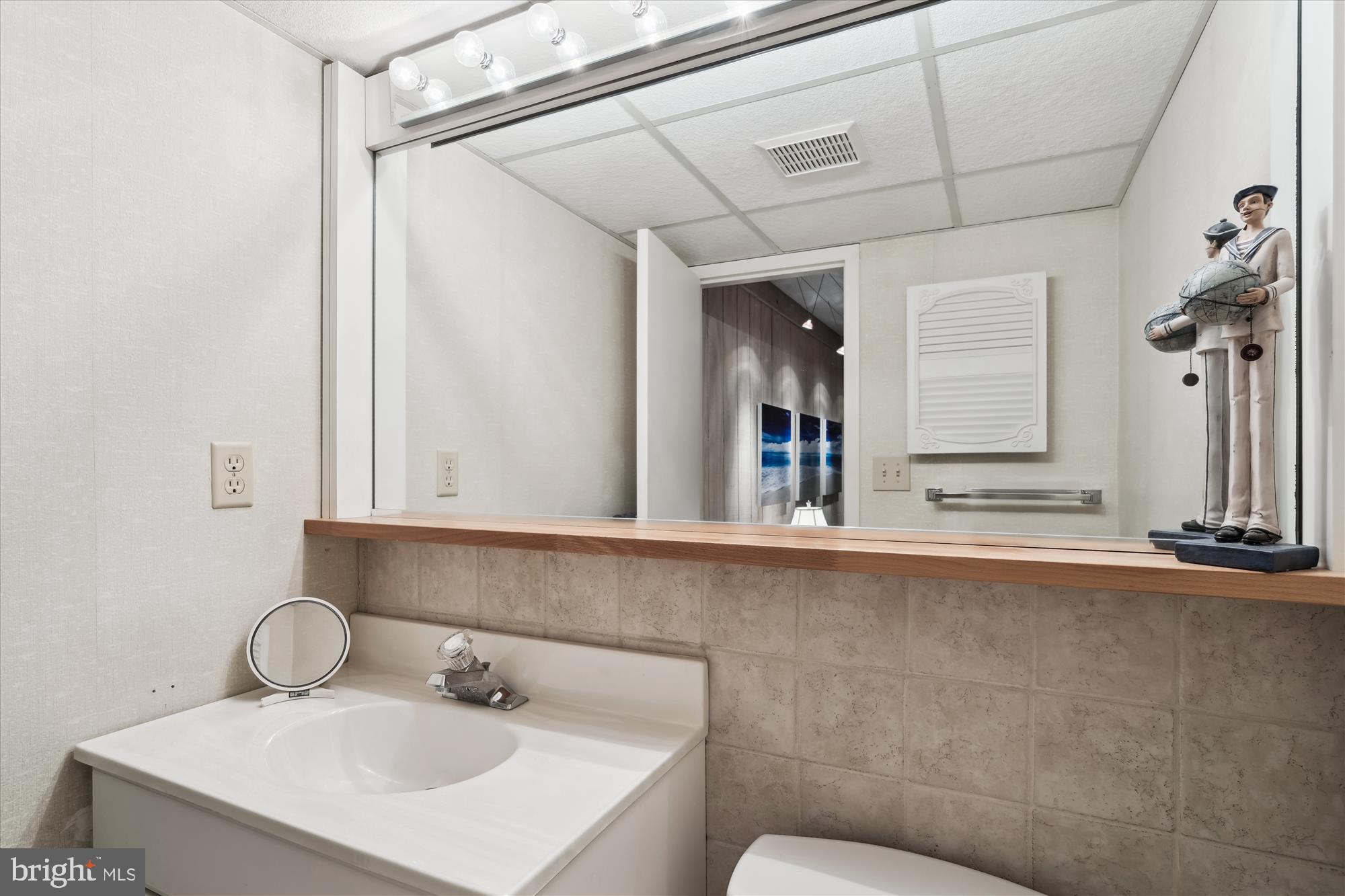 SEA COLONY EAST - Residential