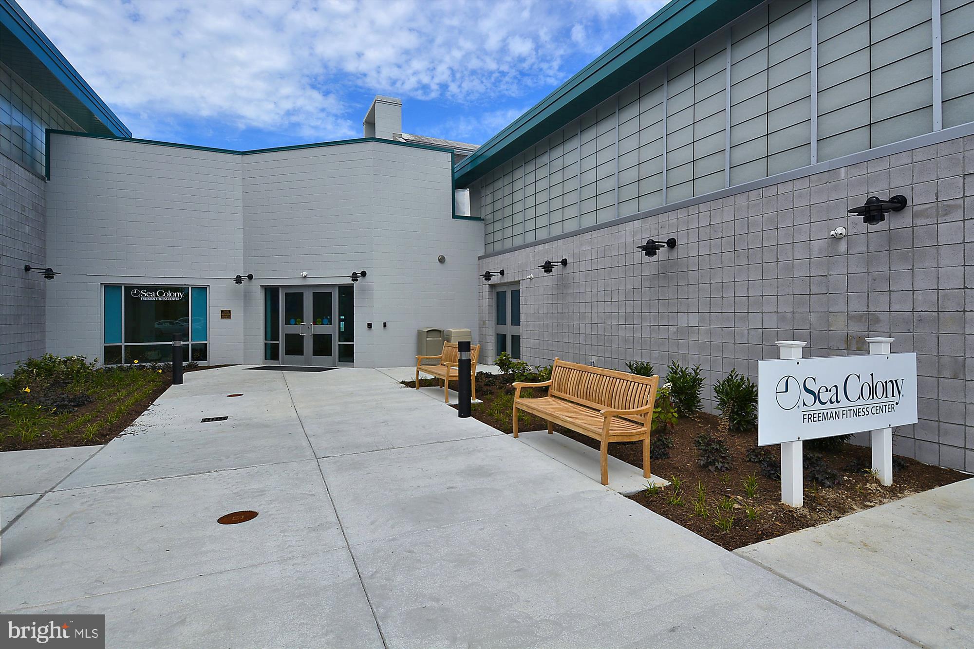 SEA COLONY EAST - Residential