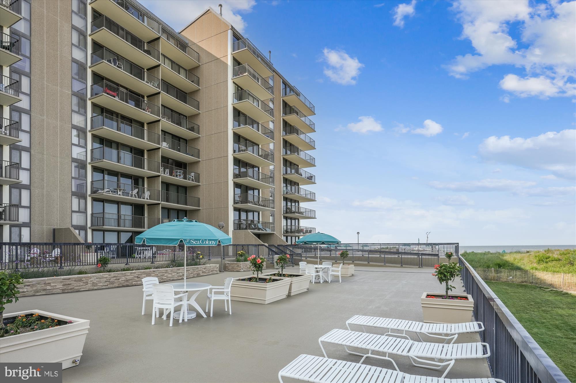 SEA COLONY EAST - Residential