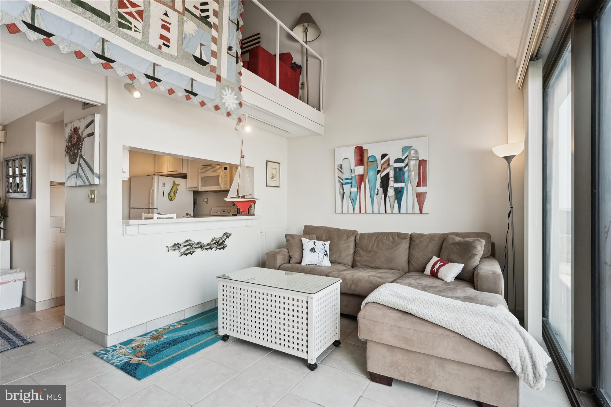 SEA COLONY EAST - Residential