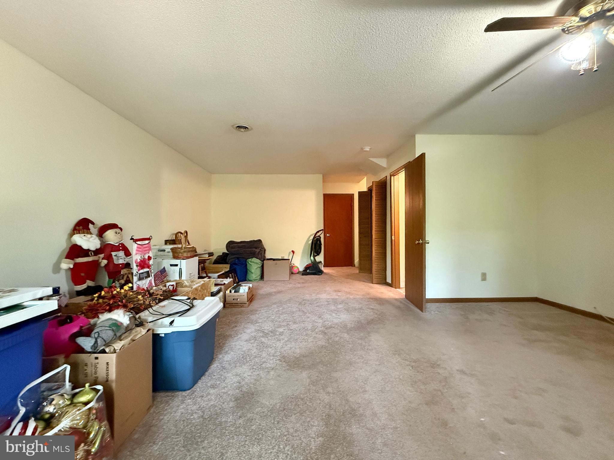 THE WOODS - Residential