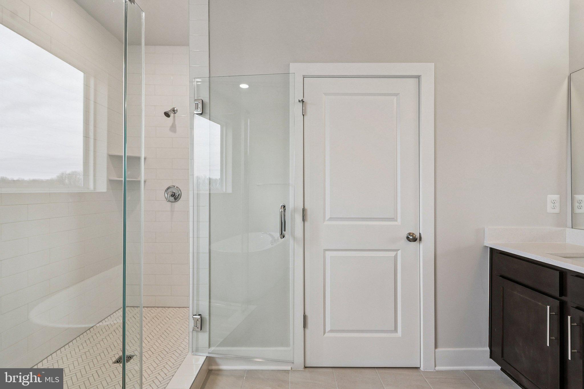 LINWOOD LANDING - Residential