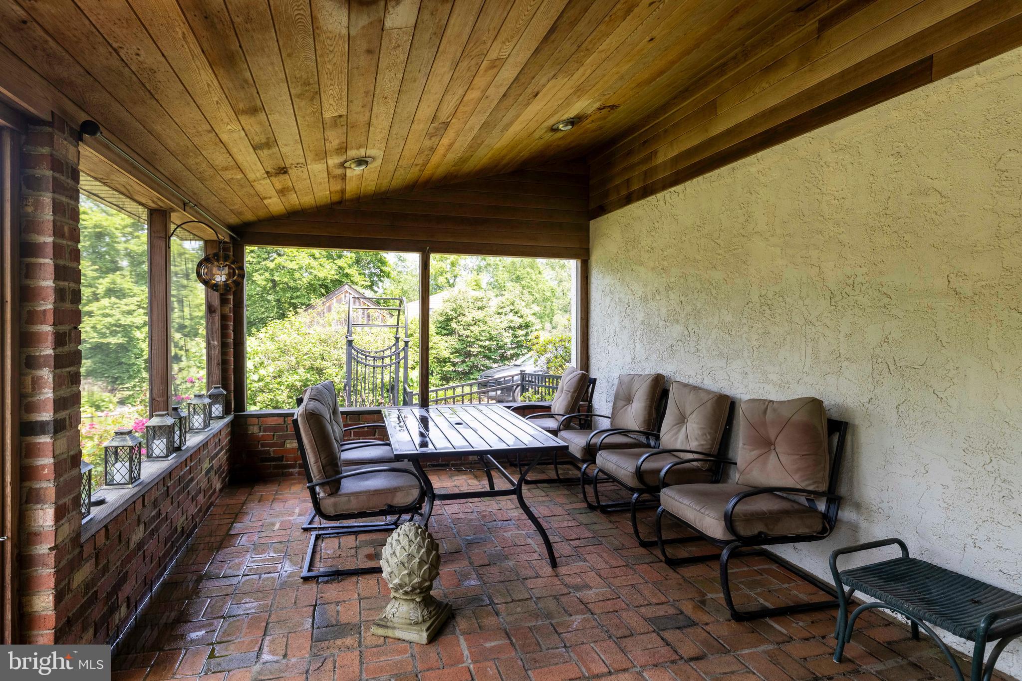 PEBBLE RIDGE FARMS - Residential