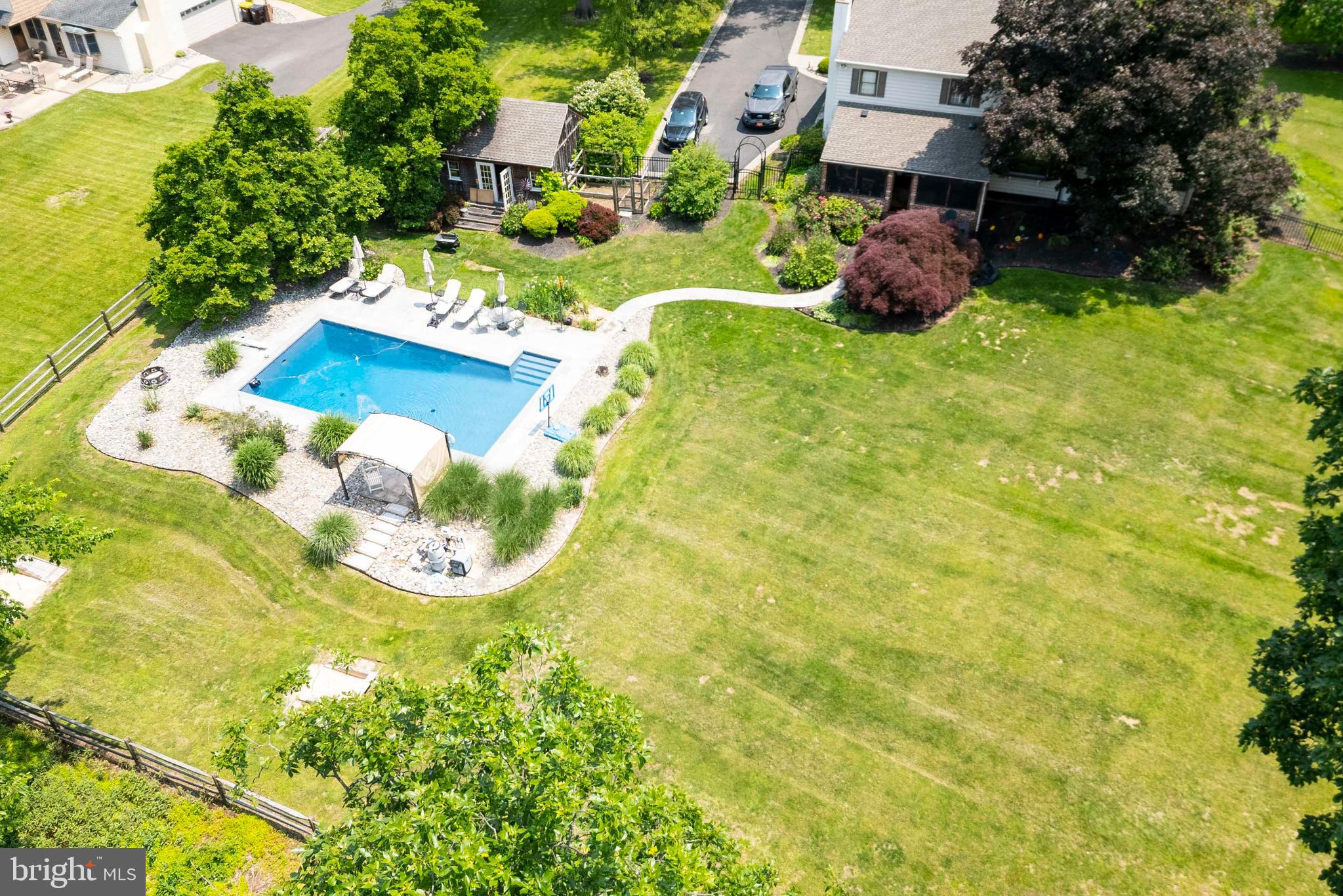 PEBBLE RIDGE FARMS - Residential