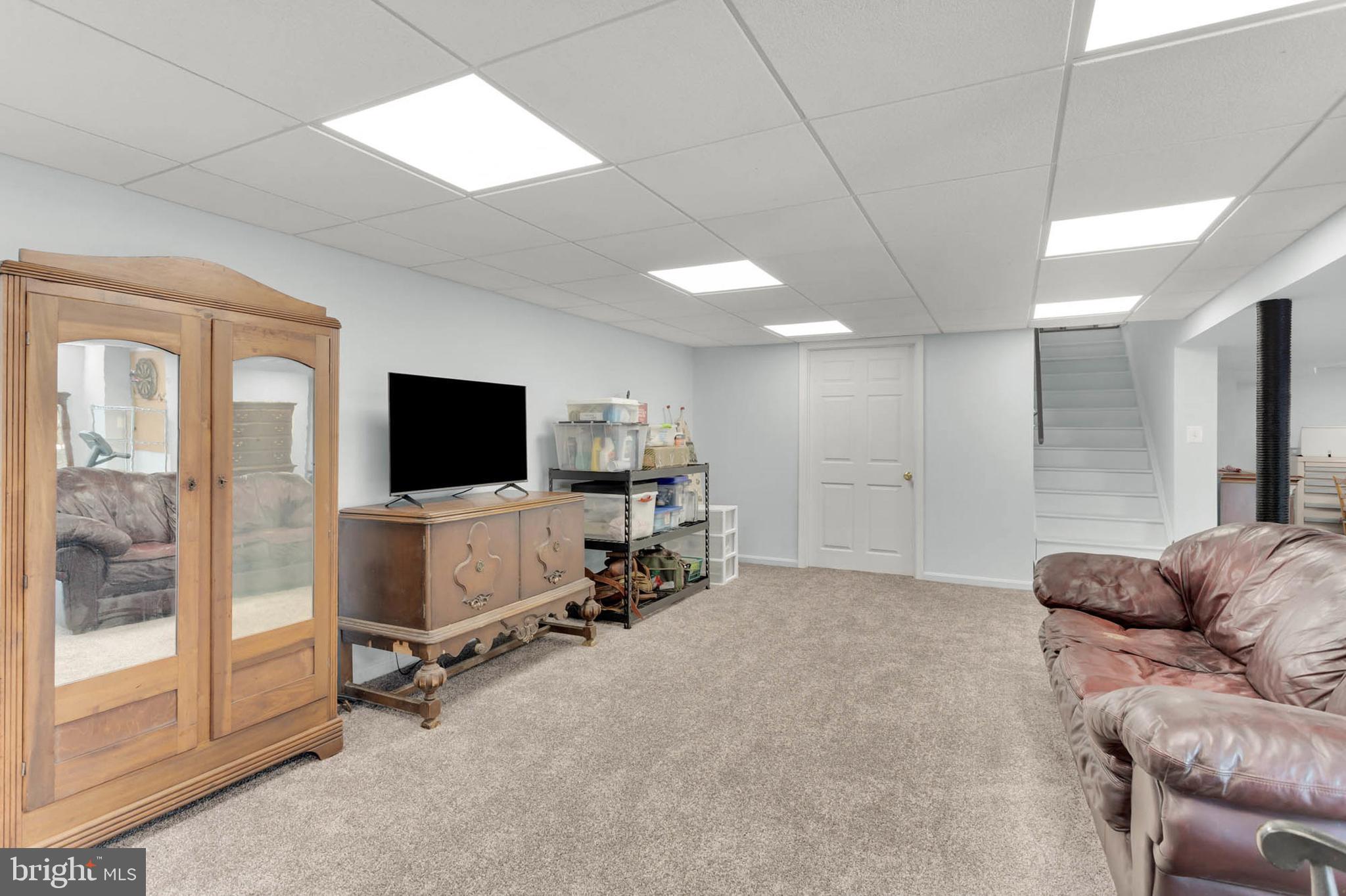 PINE RIDGE FARMS - Residential