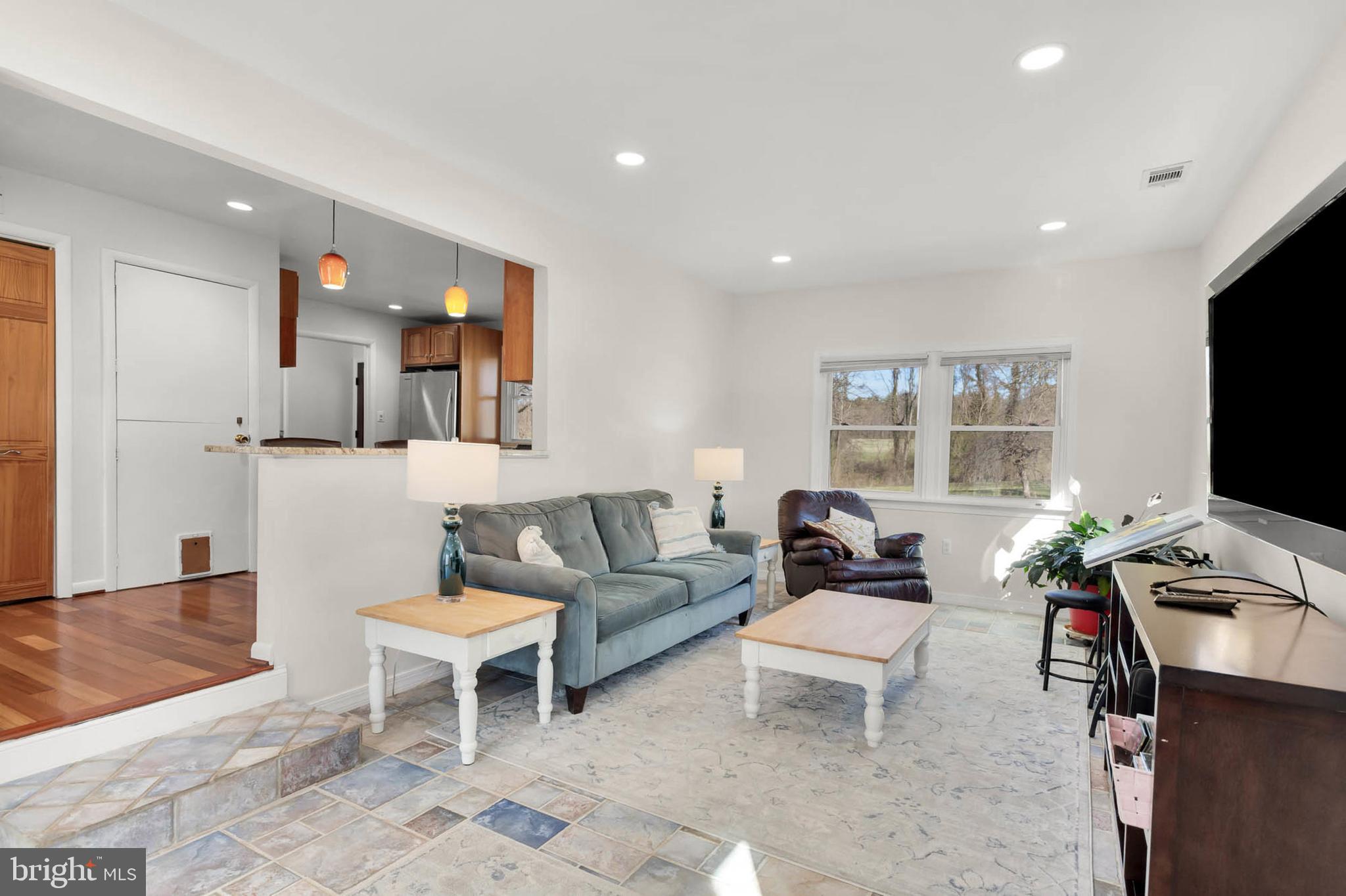 PINE RIDGE FARMS - Residential