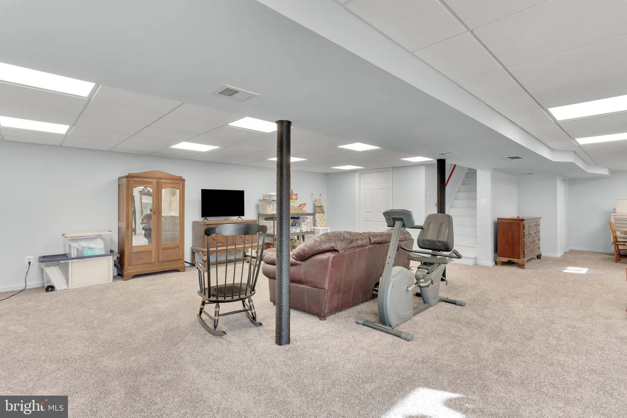 PINE RIDGE FARMS - Residential