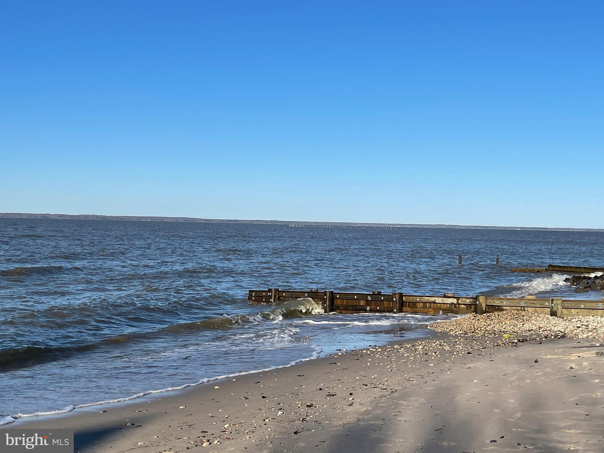 CABIN POINT / GLEBE HARBOR - Residential