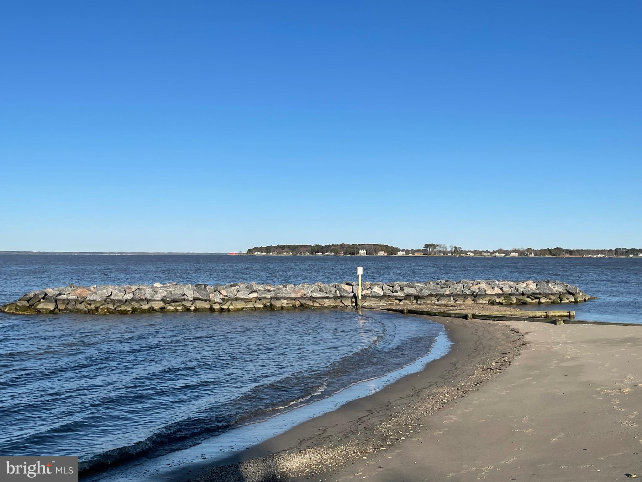 CABIN POINT / GLEBE HARBOR - Residential