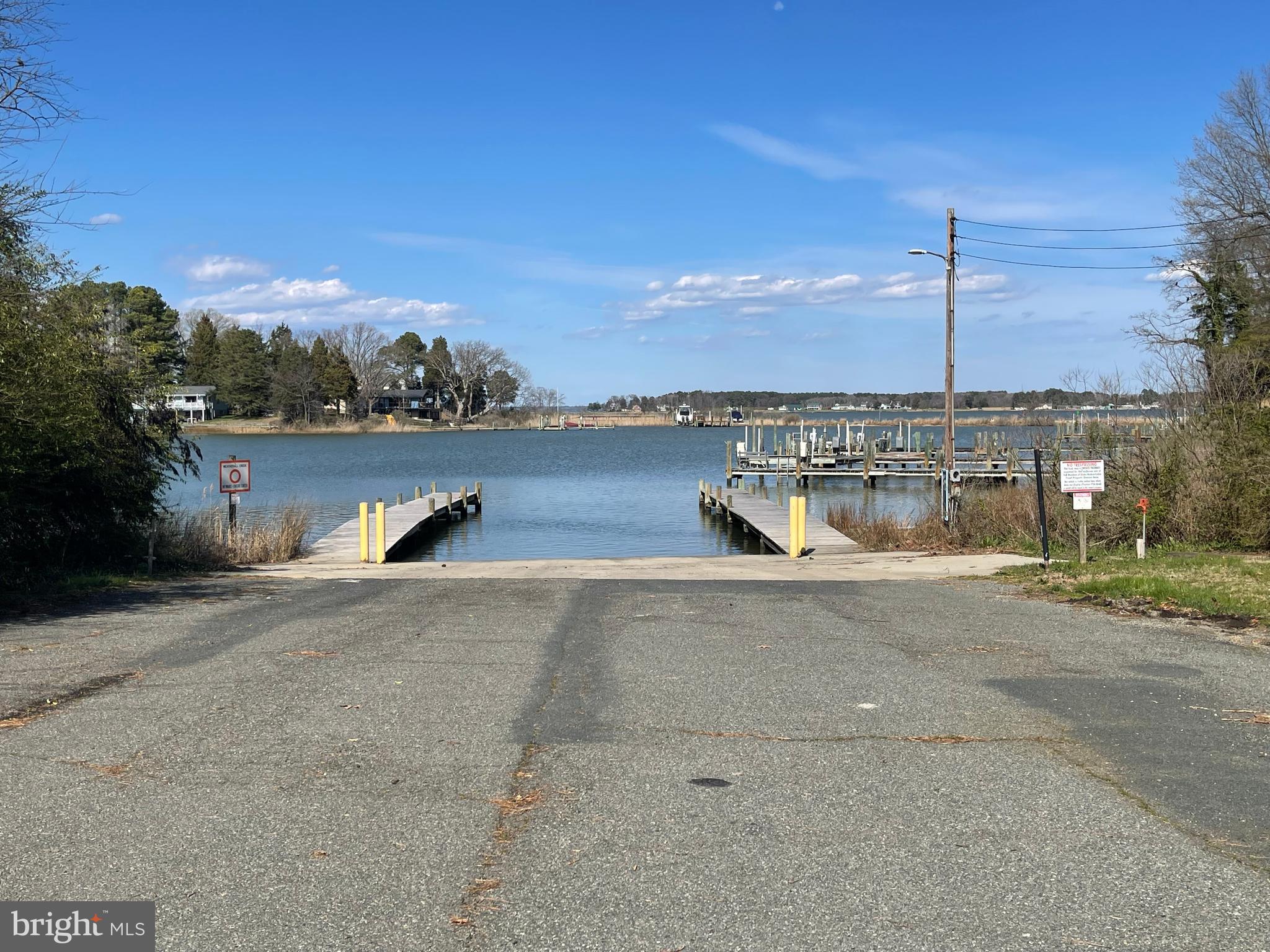 CABIN POINT / GLEBE HARBOR - Residential