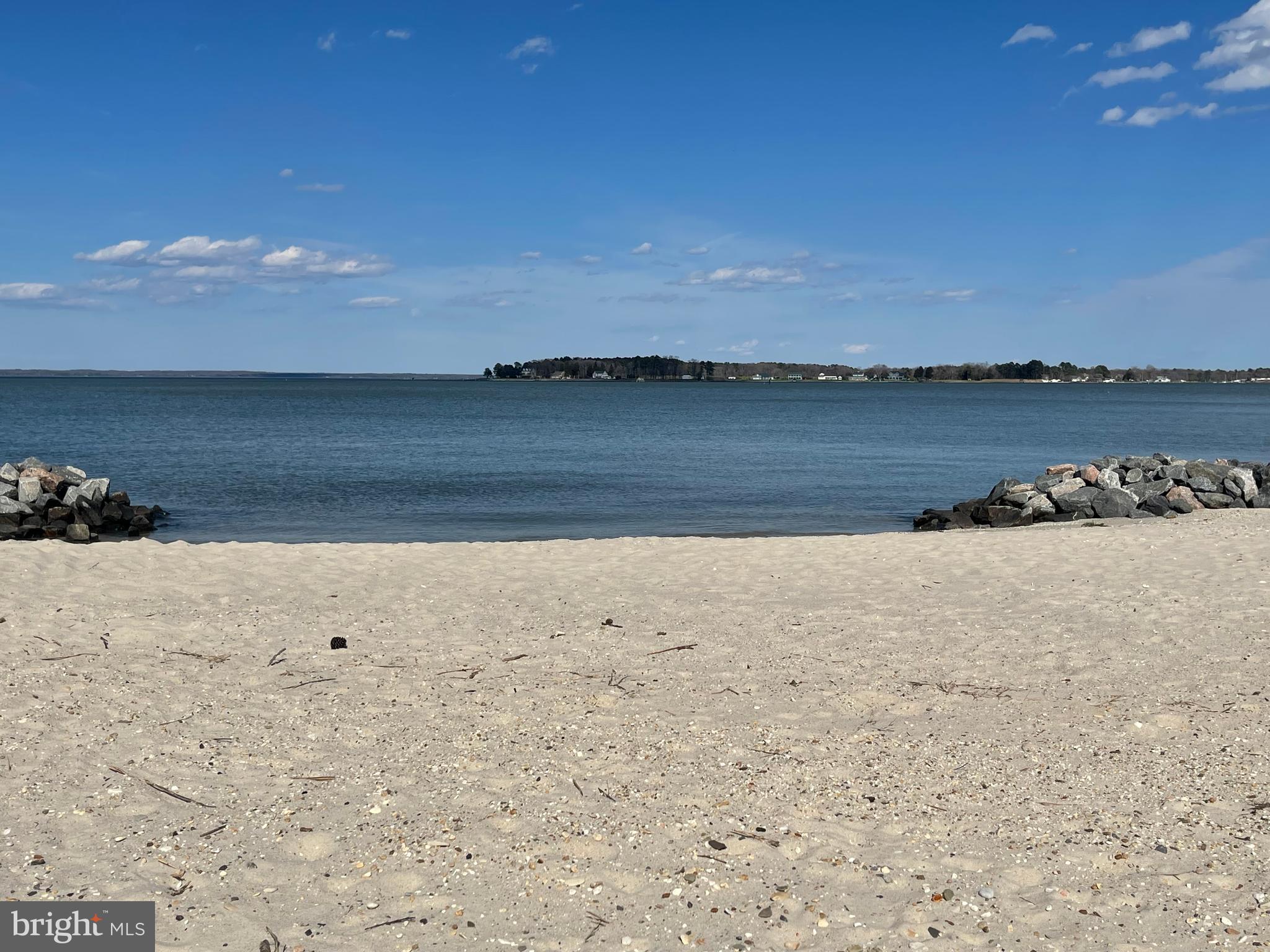 CABIN POINT / GLEBE HARBOR - Residential