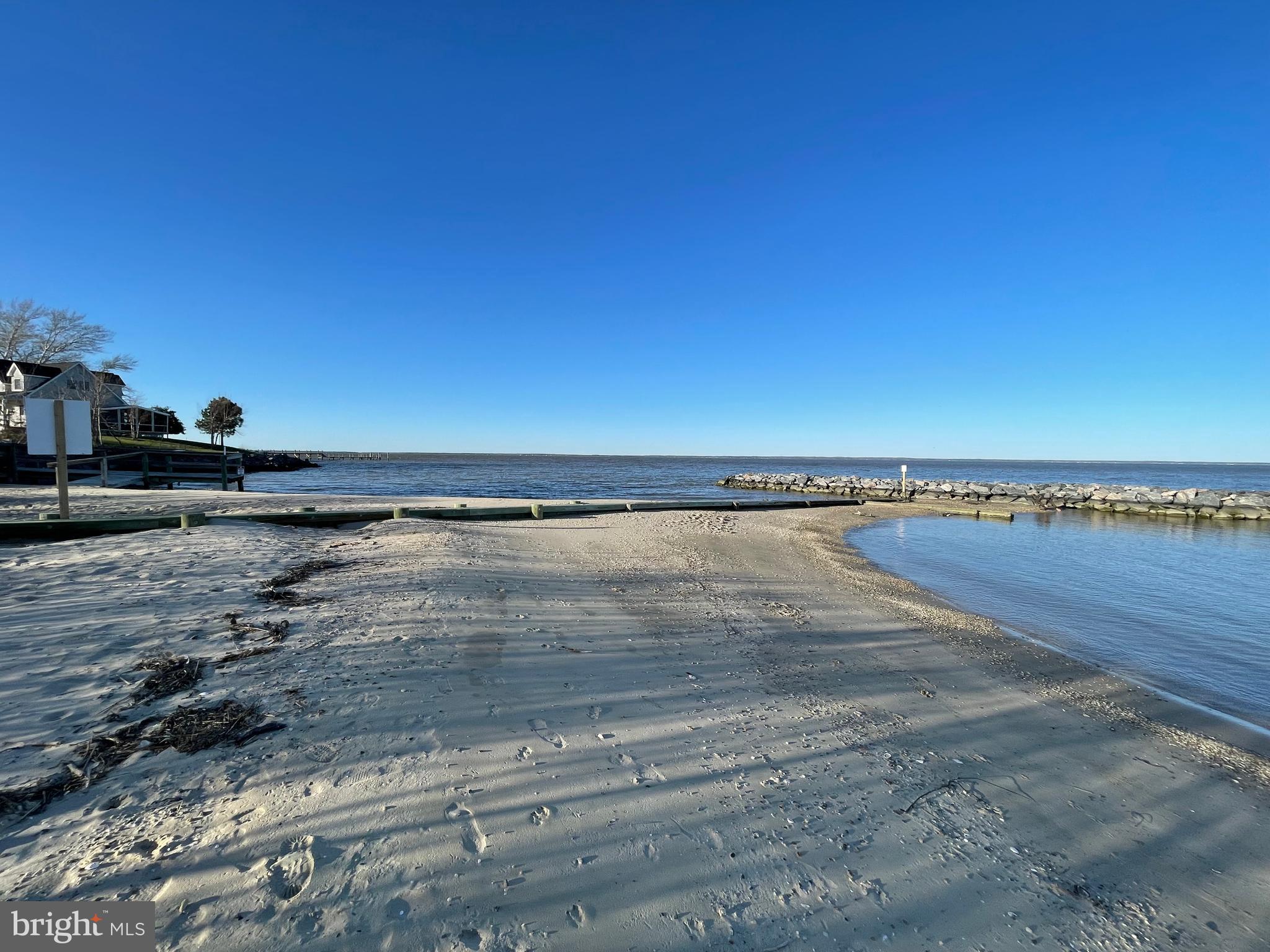 CABIN POINT / GLEBE HARBOR - Residential