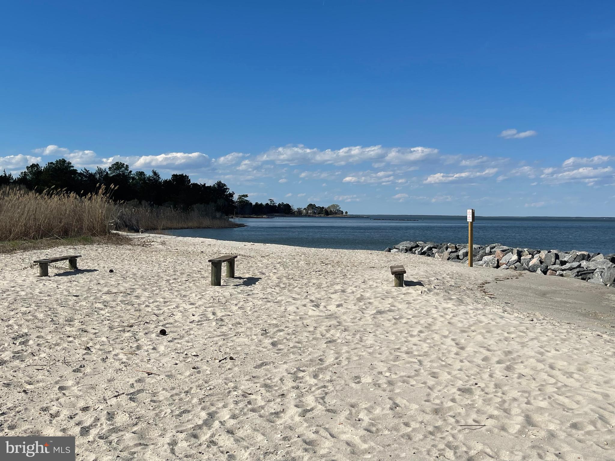 CABIN POINT / GLEBE HARBOR - Residential