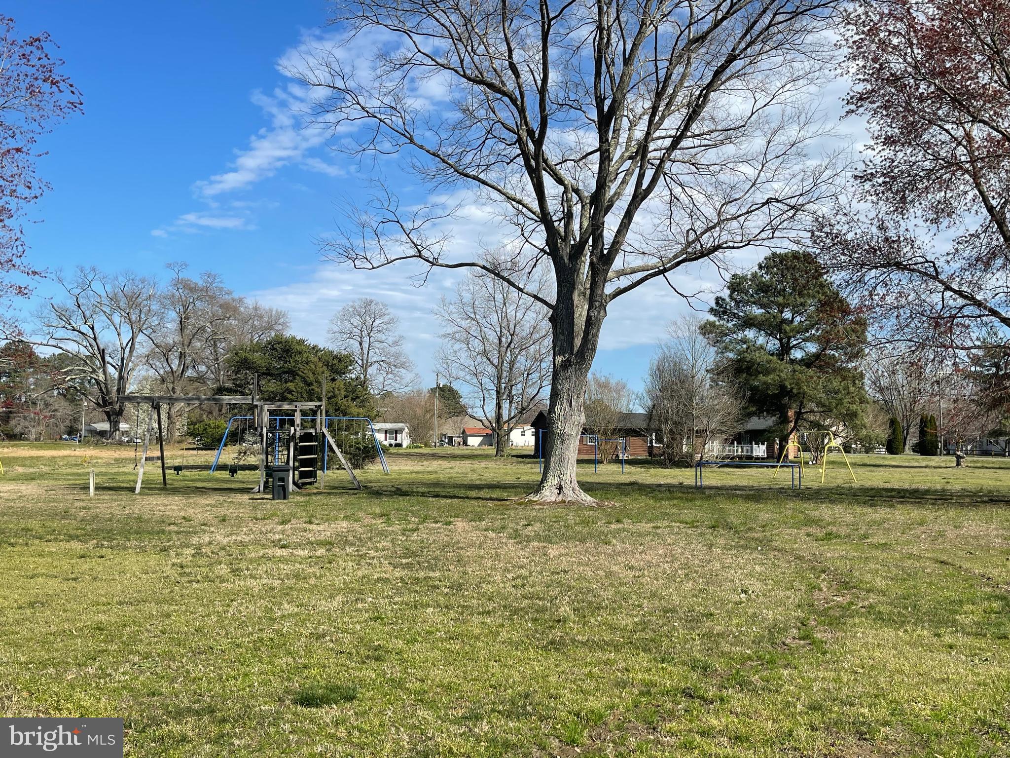 CABIN POINT / GLEBE HARBOR - Residential