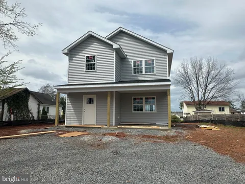 606 Fairfax Street, Culpeper, VA MLS: VACU2010202