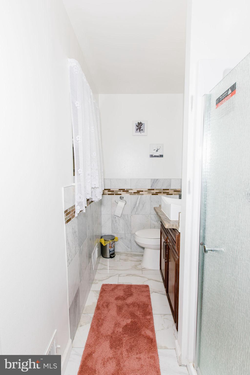 LAKE RIDGE - Residential Lease