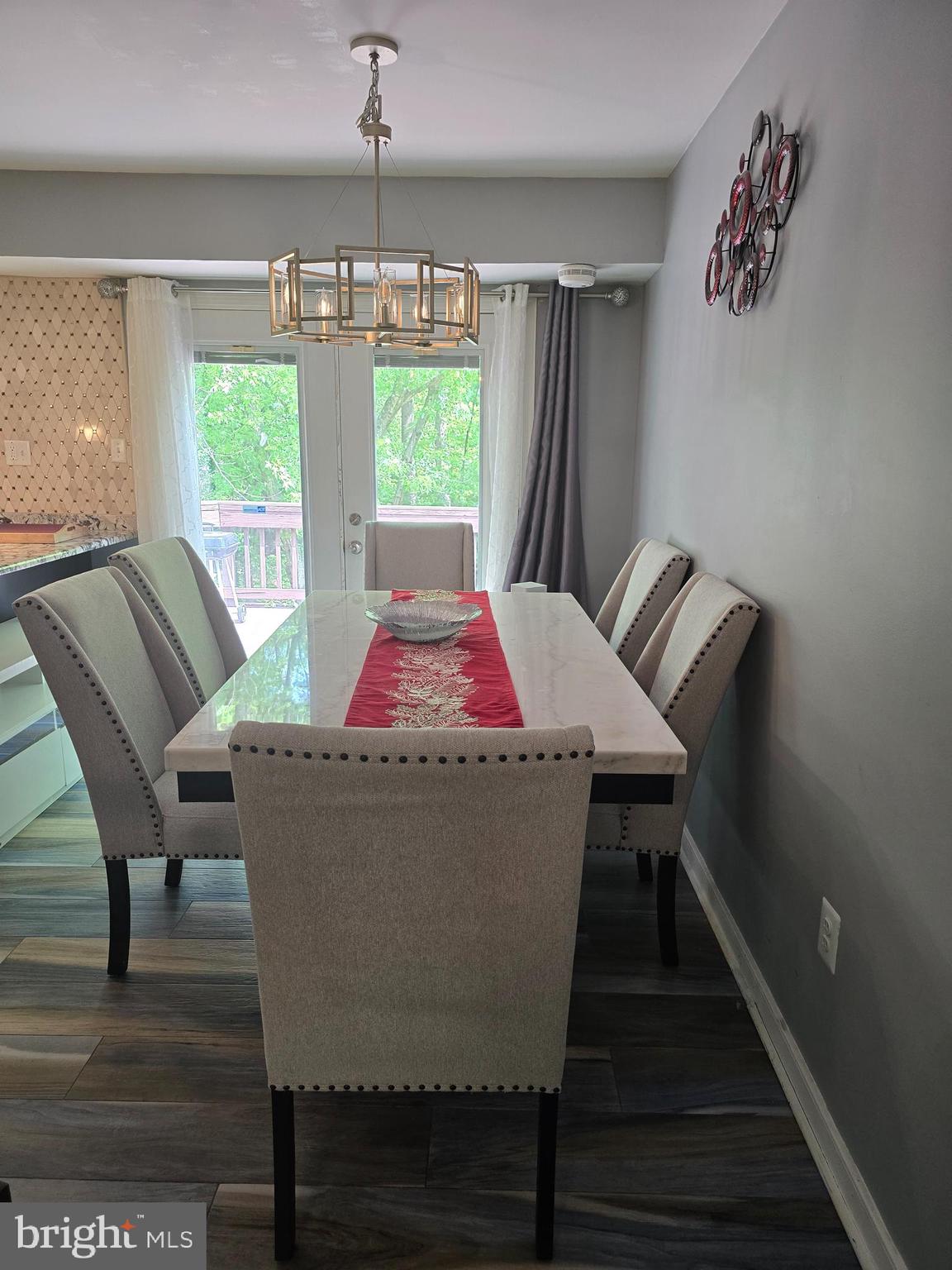 LAKE RIDGE - Residential Lease