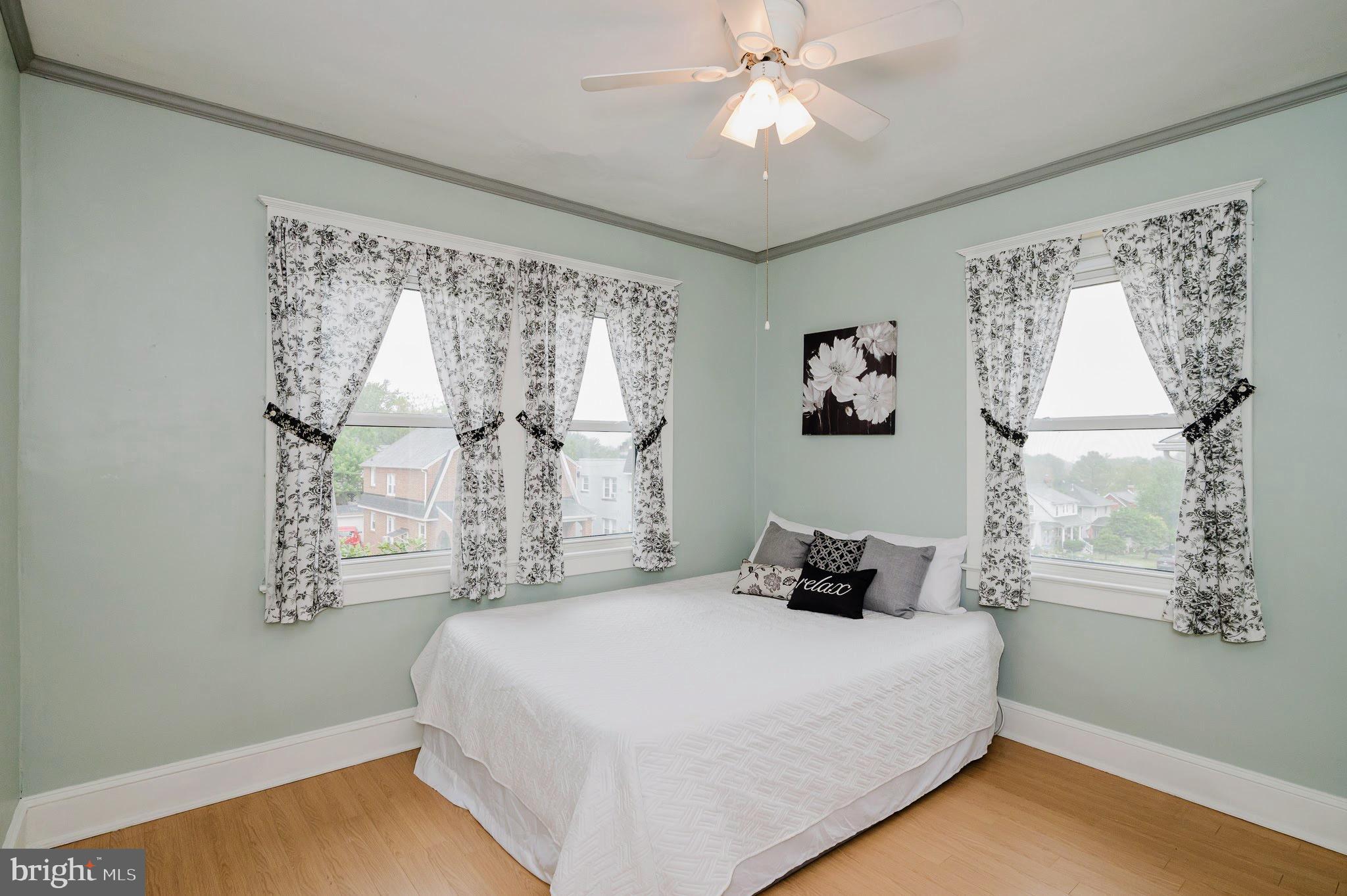 MERRIDALE LITTLE FARMS - Residential