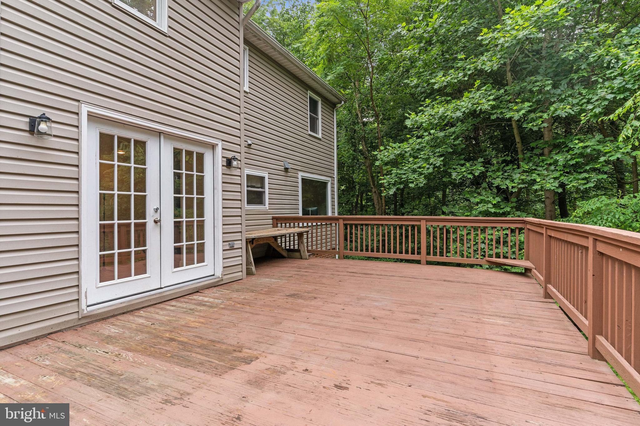 AVON CREST - Residential