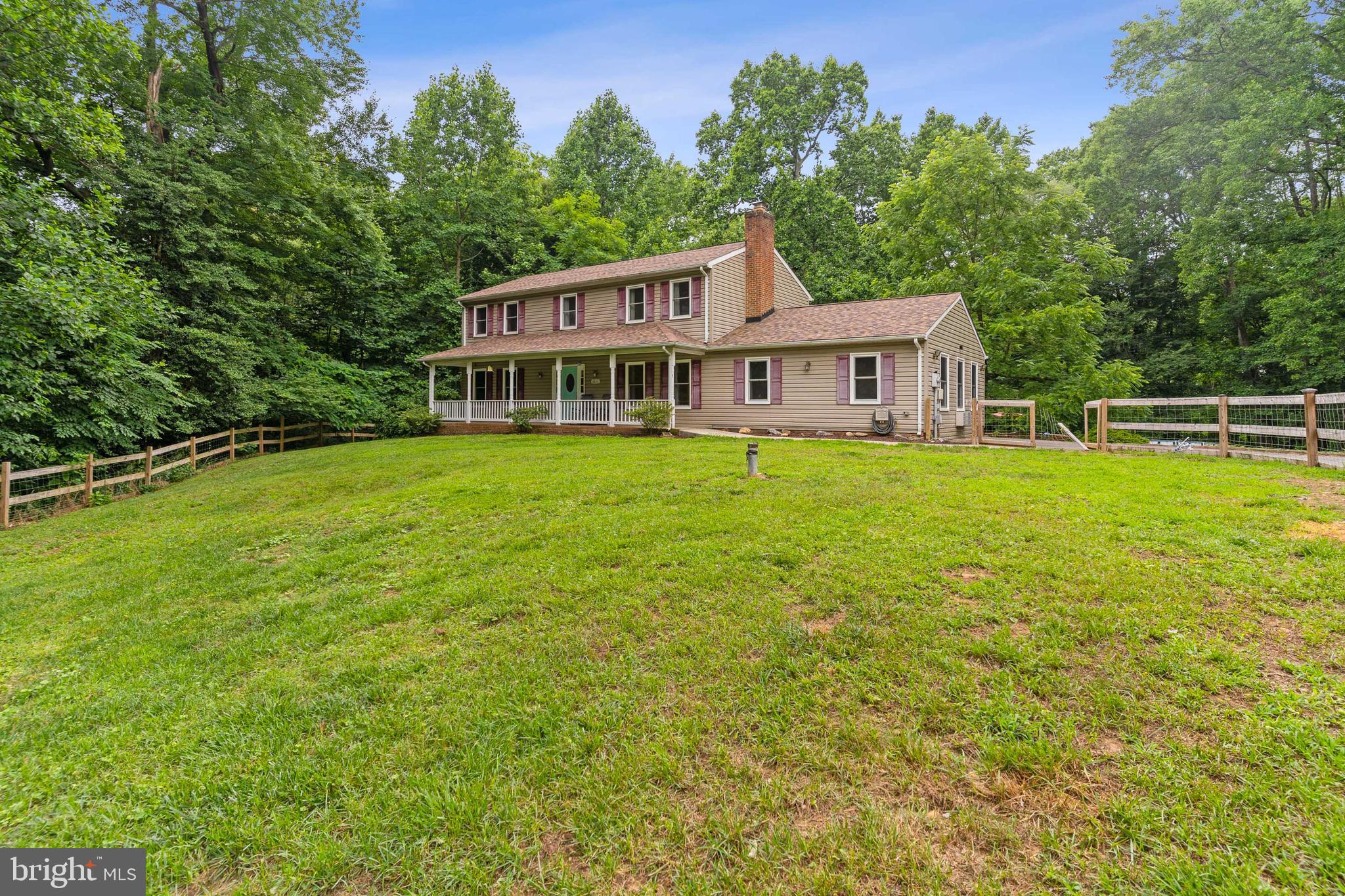 AVON CREST - Residential