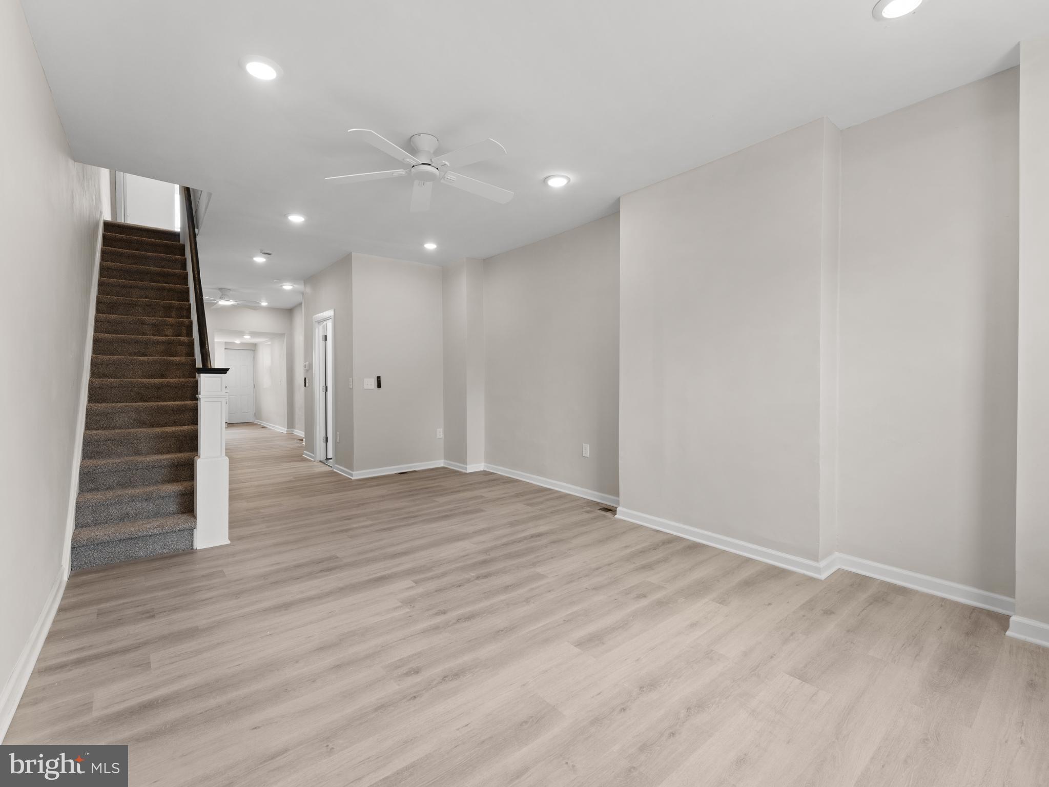 KENSINGTON - Residential