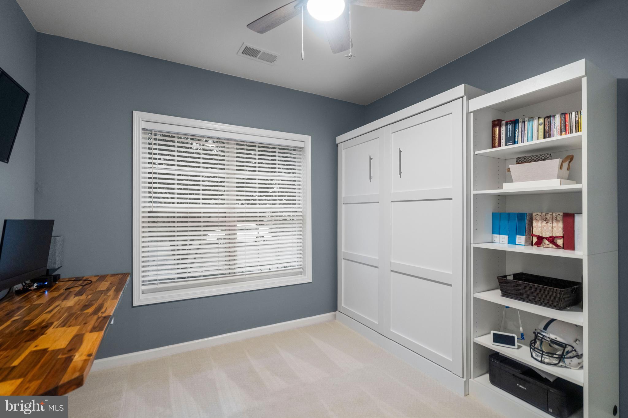 LOUDOUN VALLEY ESTATES 2 - Residential