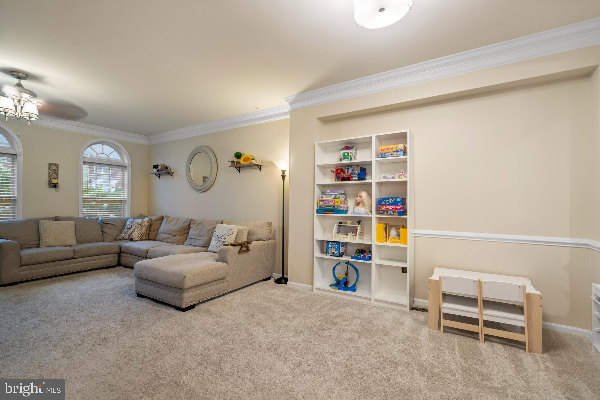 LOUDOUN VALLEY ESTATES 2 - Residential