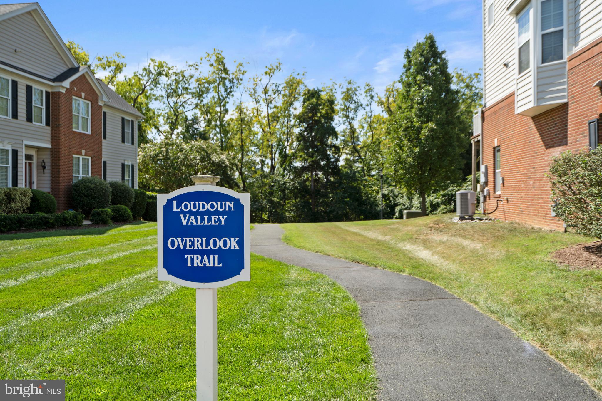 LOUDOUN VALLEY ESTATES 2 - Residential