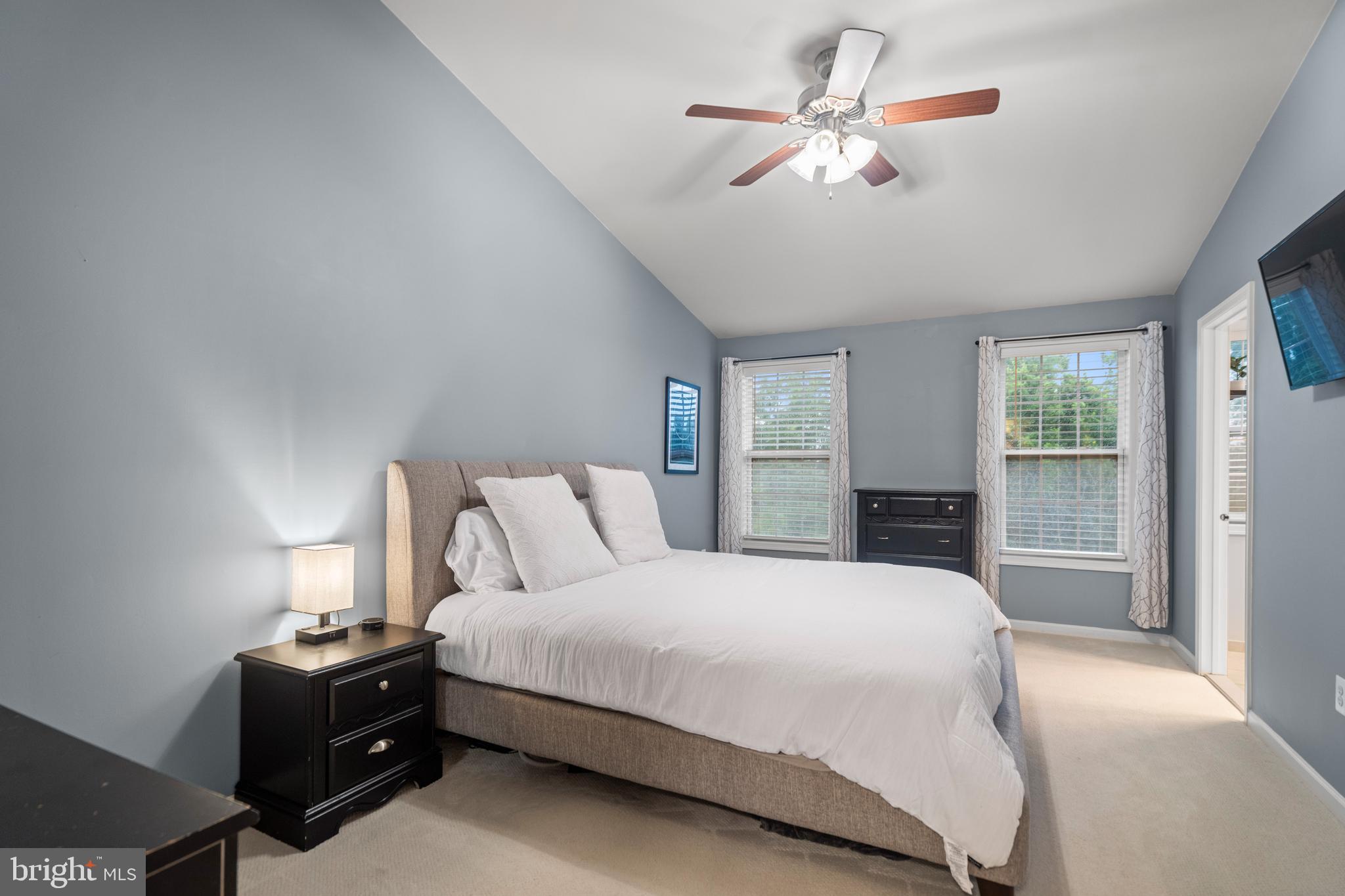 LOUDOUN VALLEY ESTATES 2 - Residential