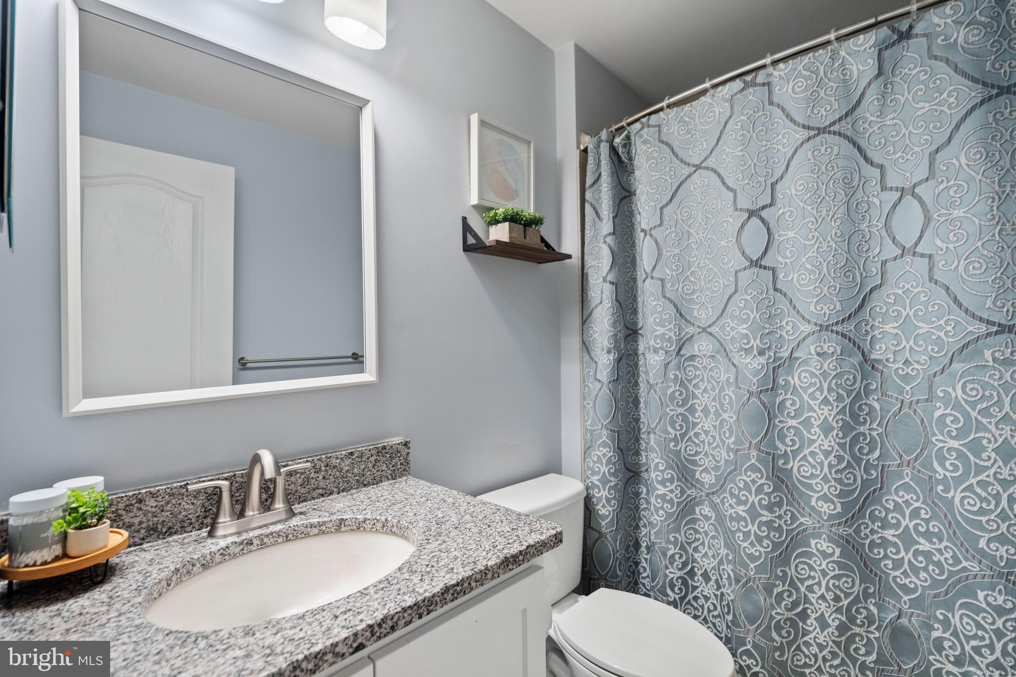 LOUDOUN VALLEY ESTATES 2 - Residential