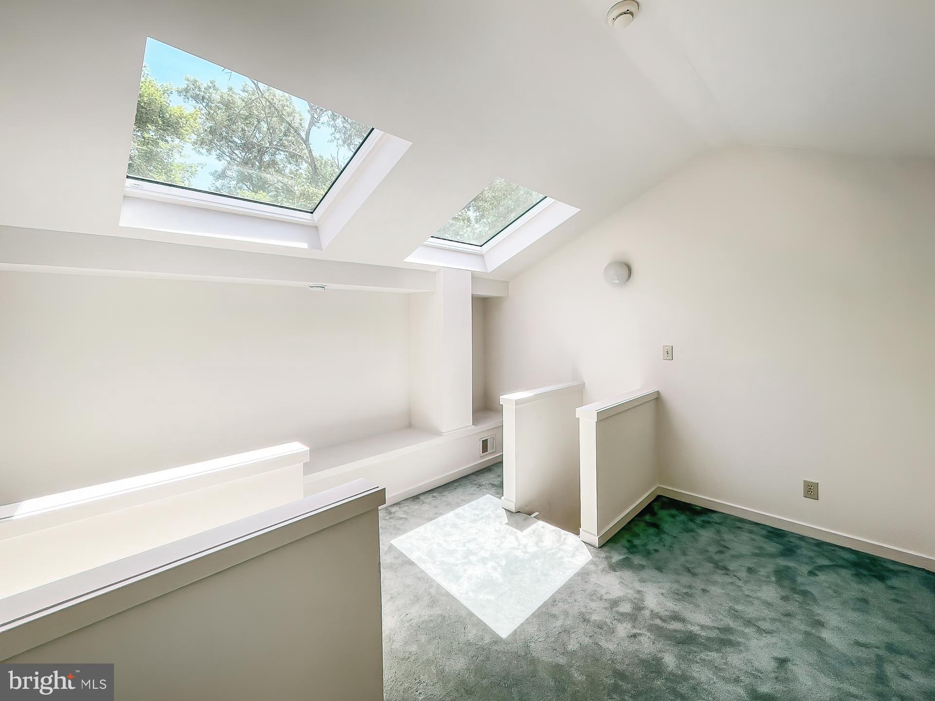 CLIFTON NORTH - Residential