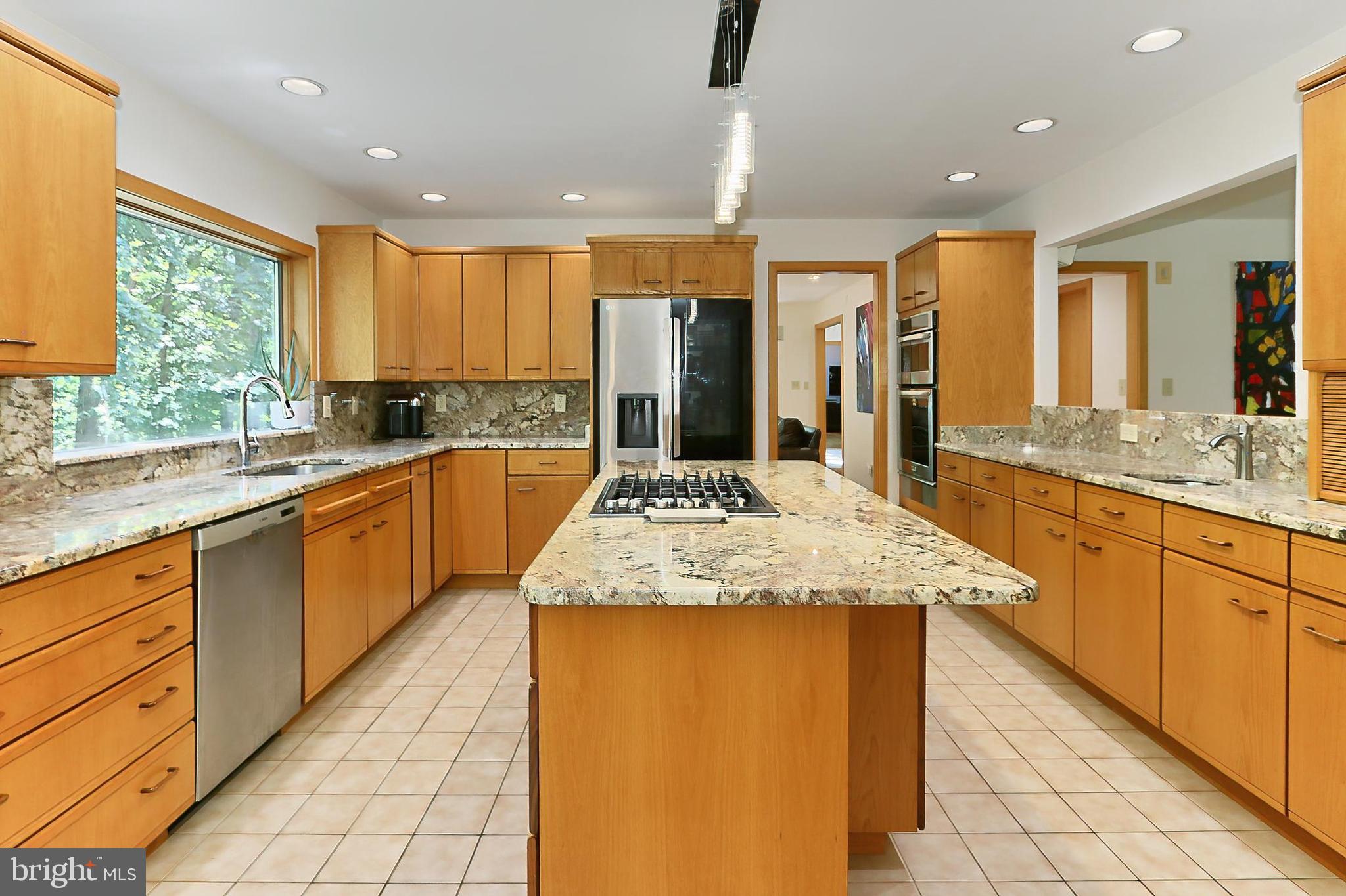 CLIFTON NORTH - Residential