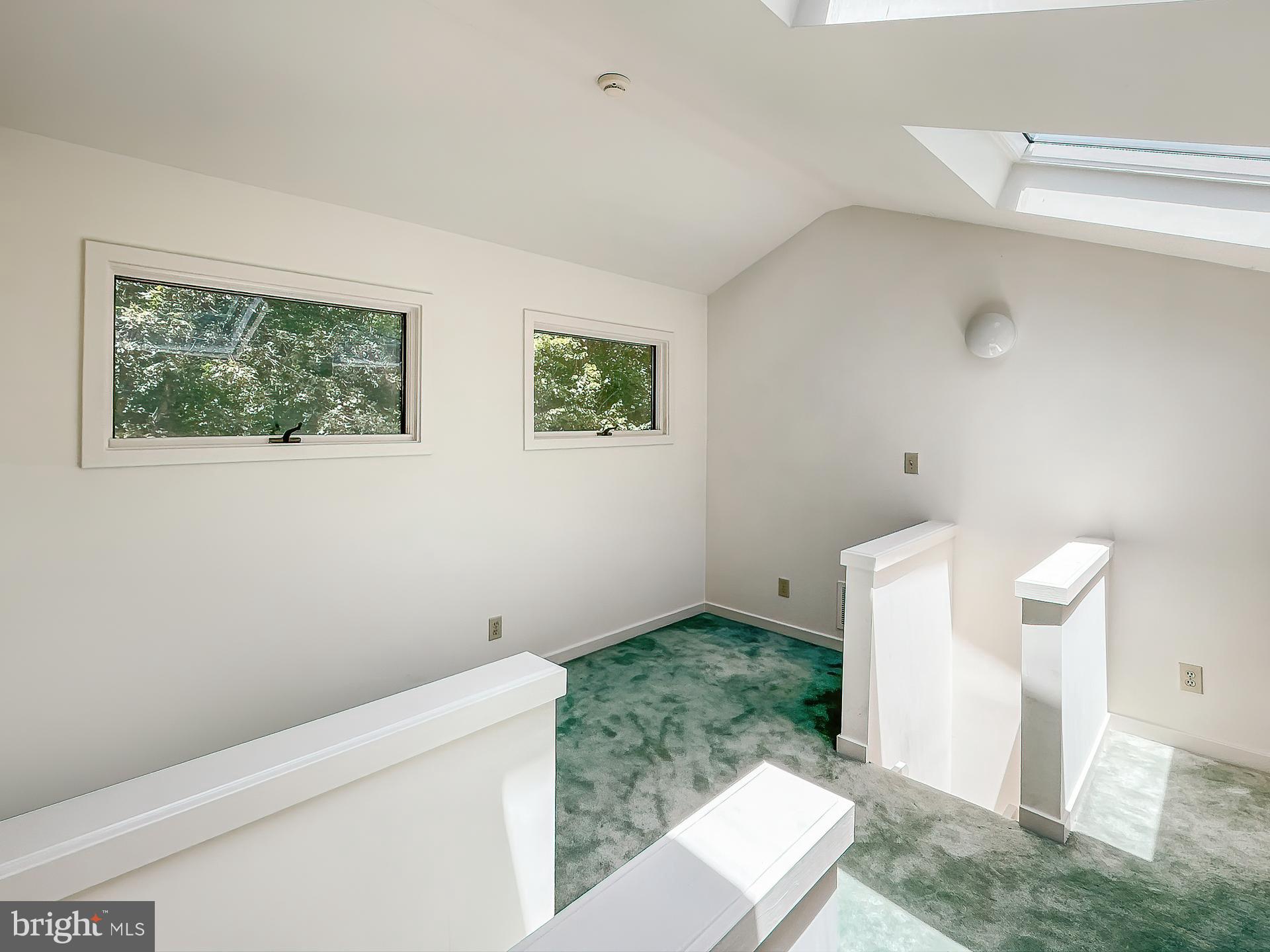 CLIFTON NORTH - Residential