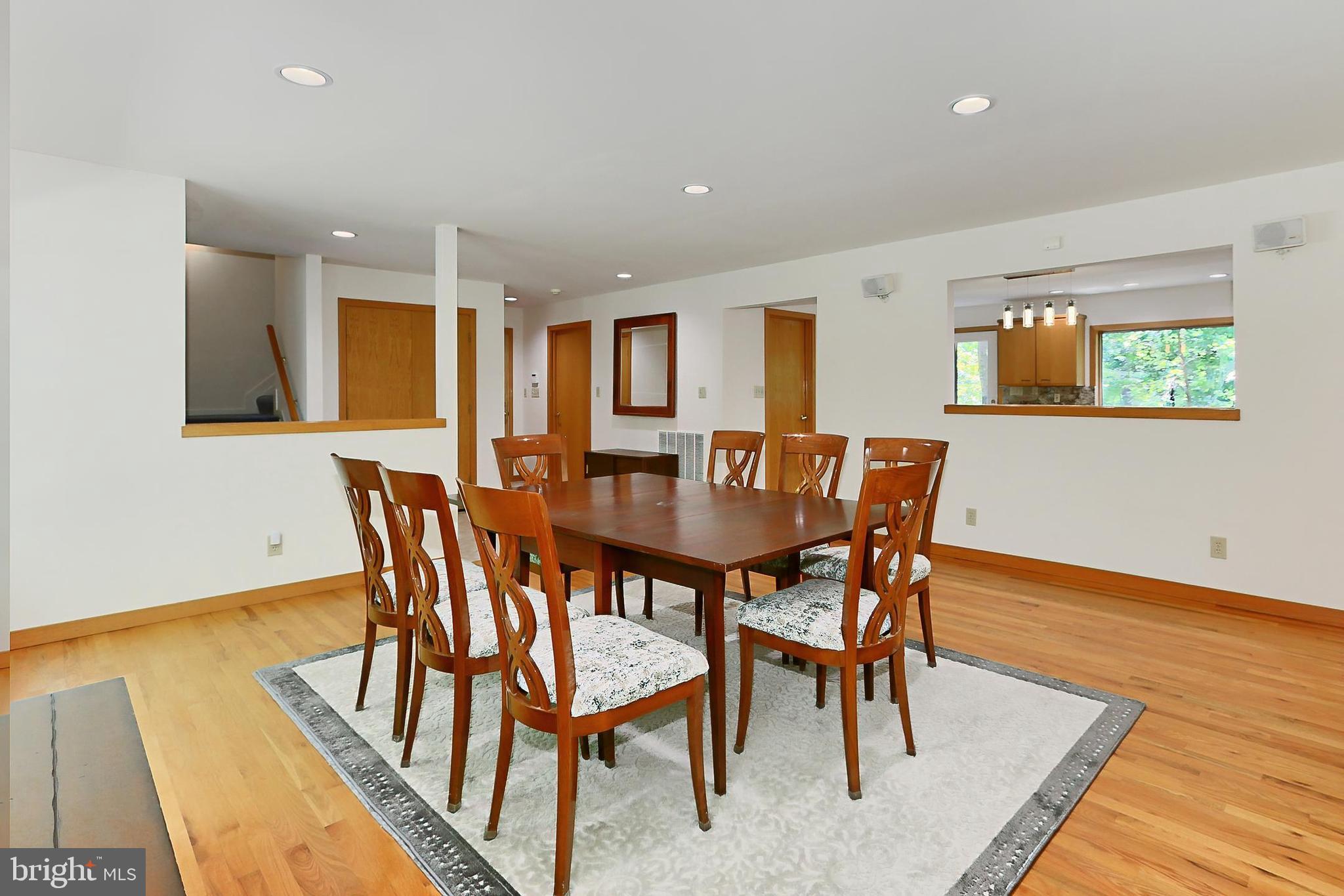 CLIFTON NORTH - Residential