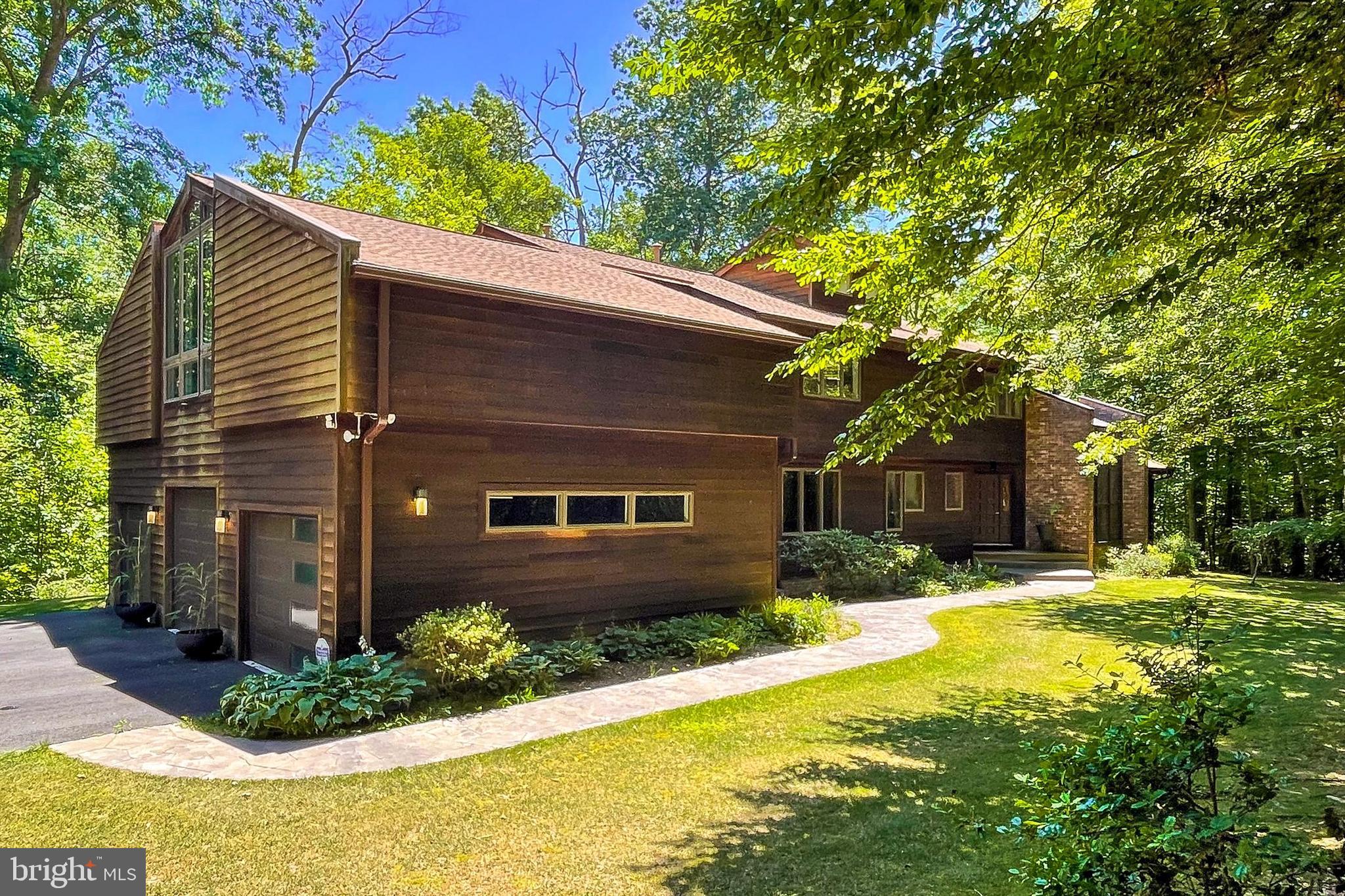 CLIFTON NORTH - Residential