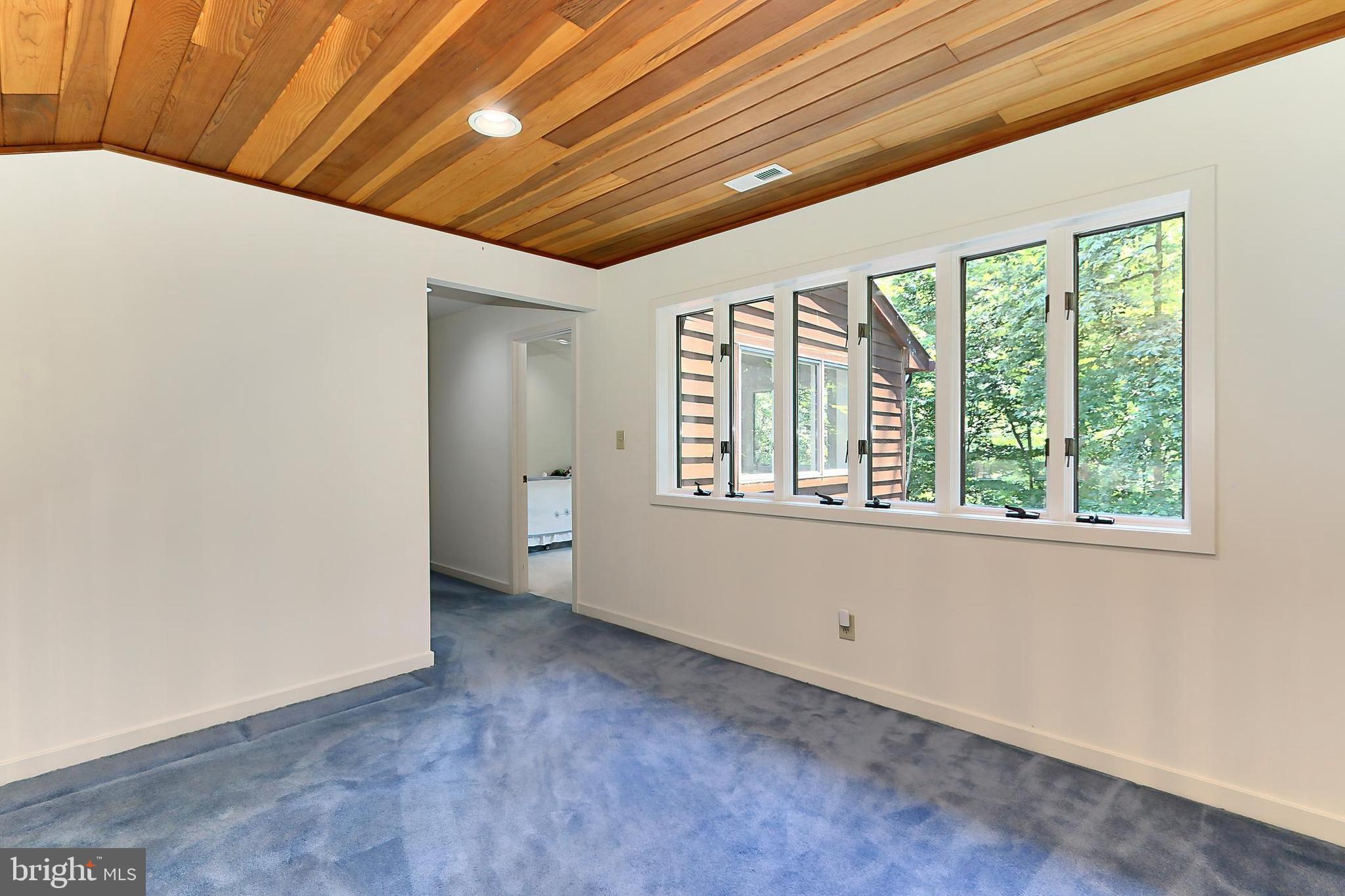 CLIFTON NORTH - Residential