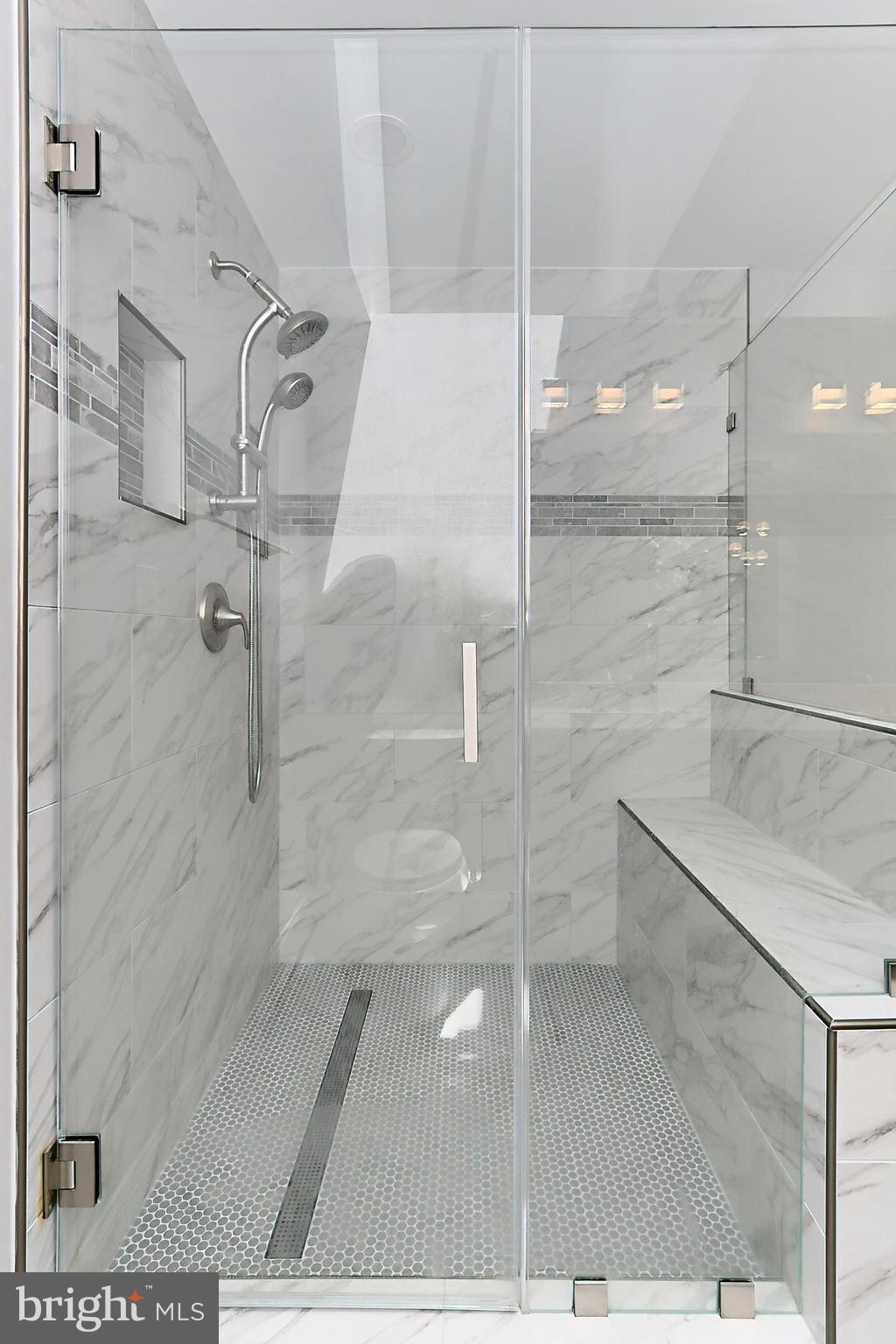 CLIFTON NORTH - Residential