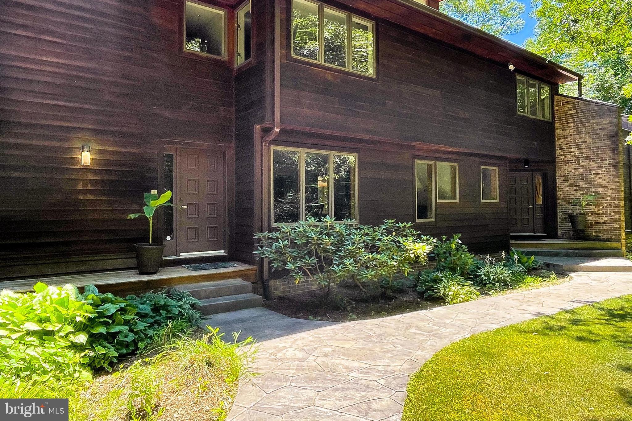 CLIFTON NORTH - Residential