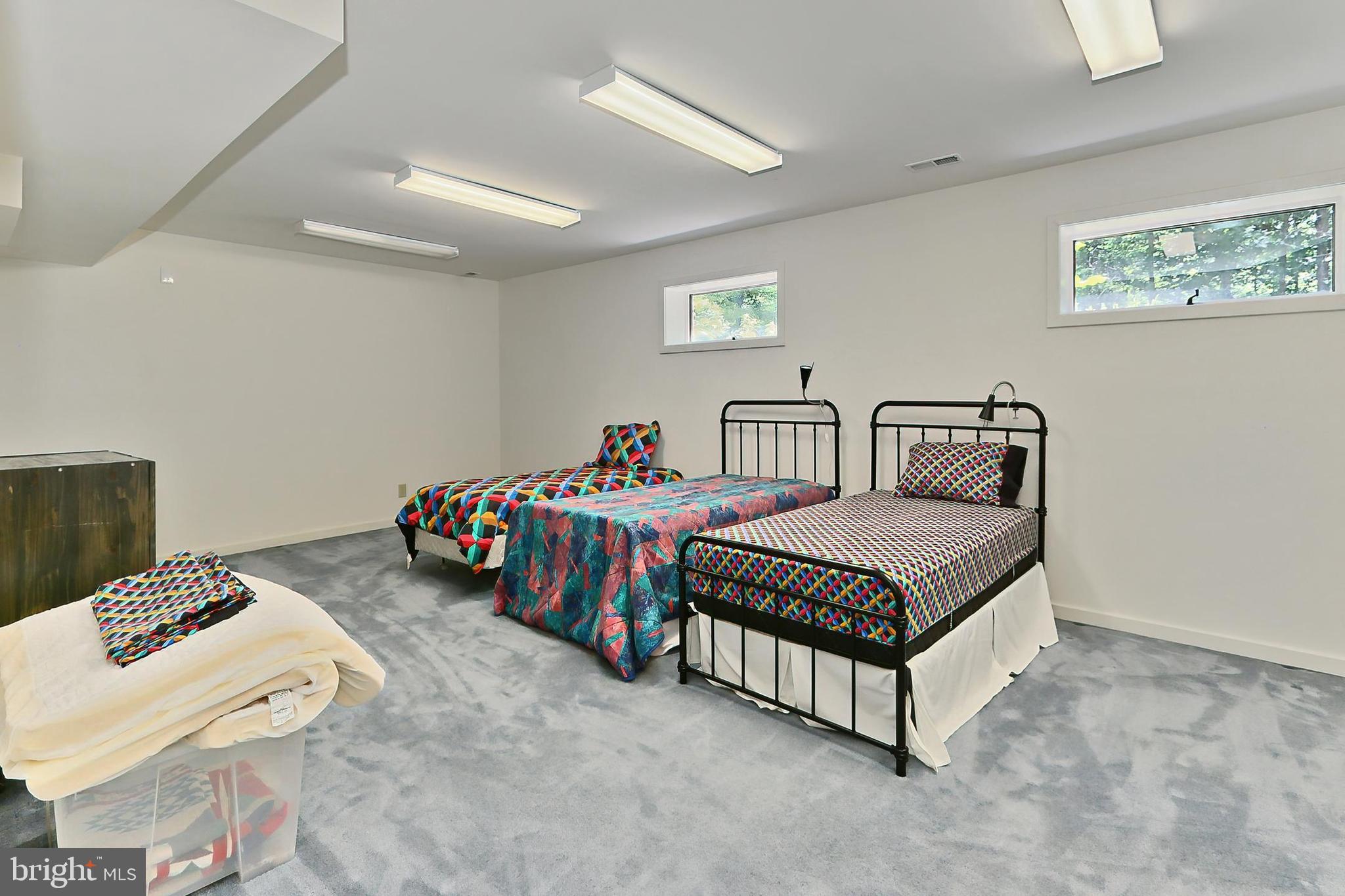 CLIFTON NORTH - Residential