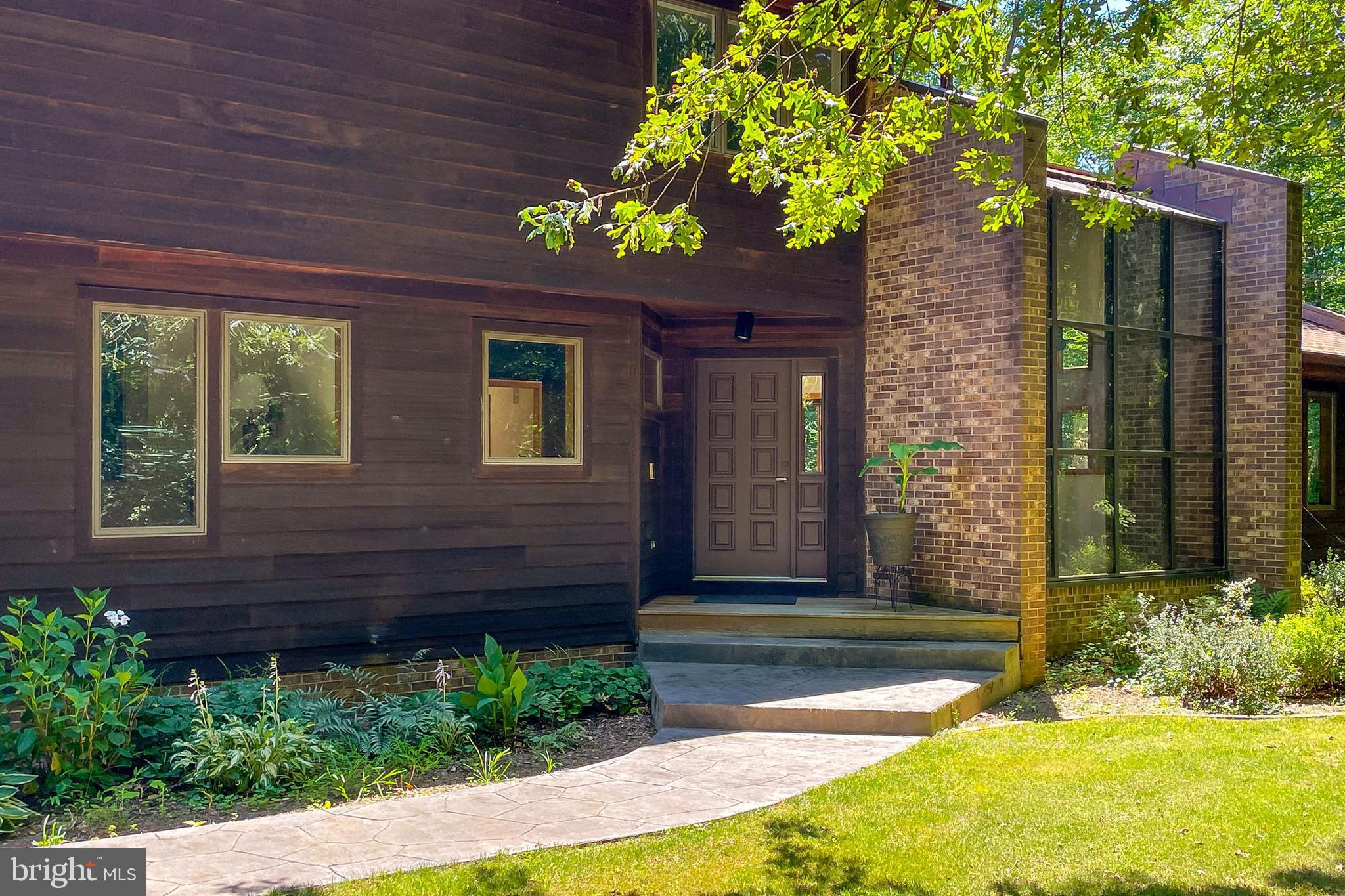 CLIFTON NORTH - Residential